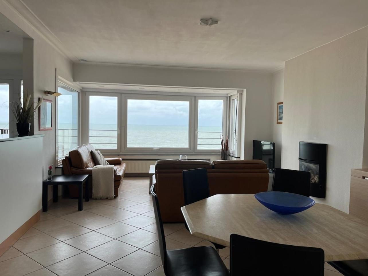 Bright Apartment With Sea View
