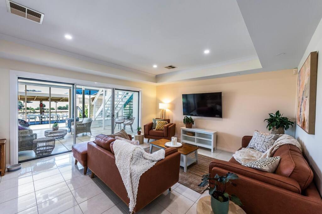 Ludere Normanville
