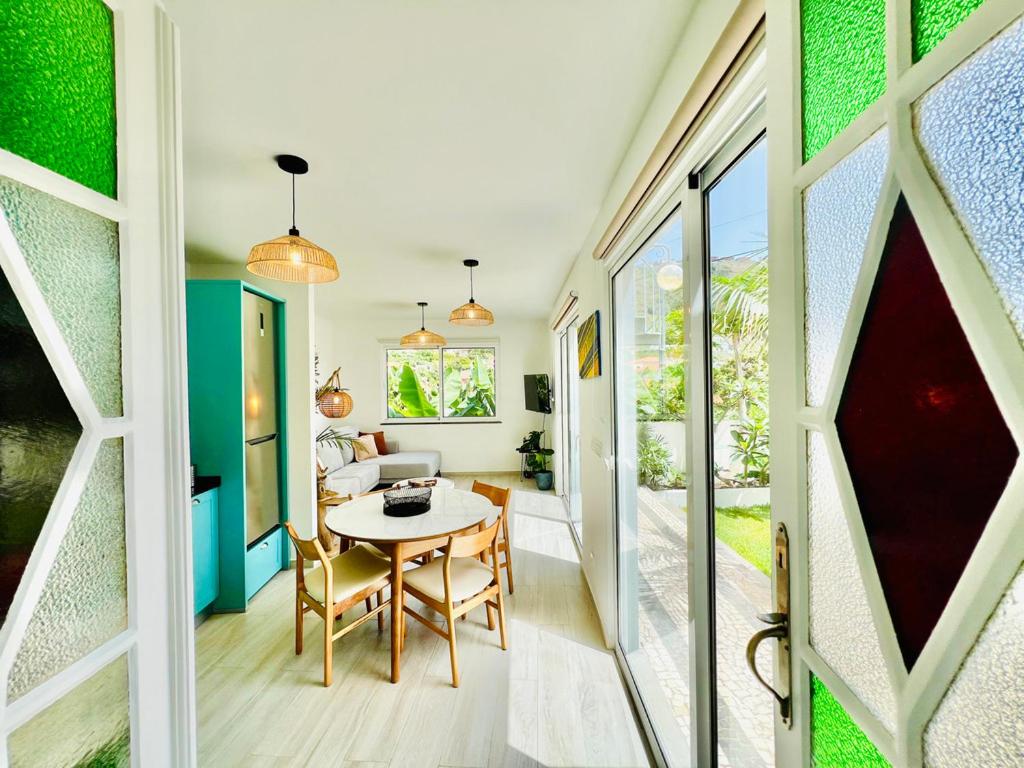 Casa das Amoreiras by YMR view 5