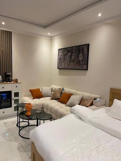 Modern stuido in Riyadh