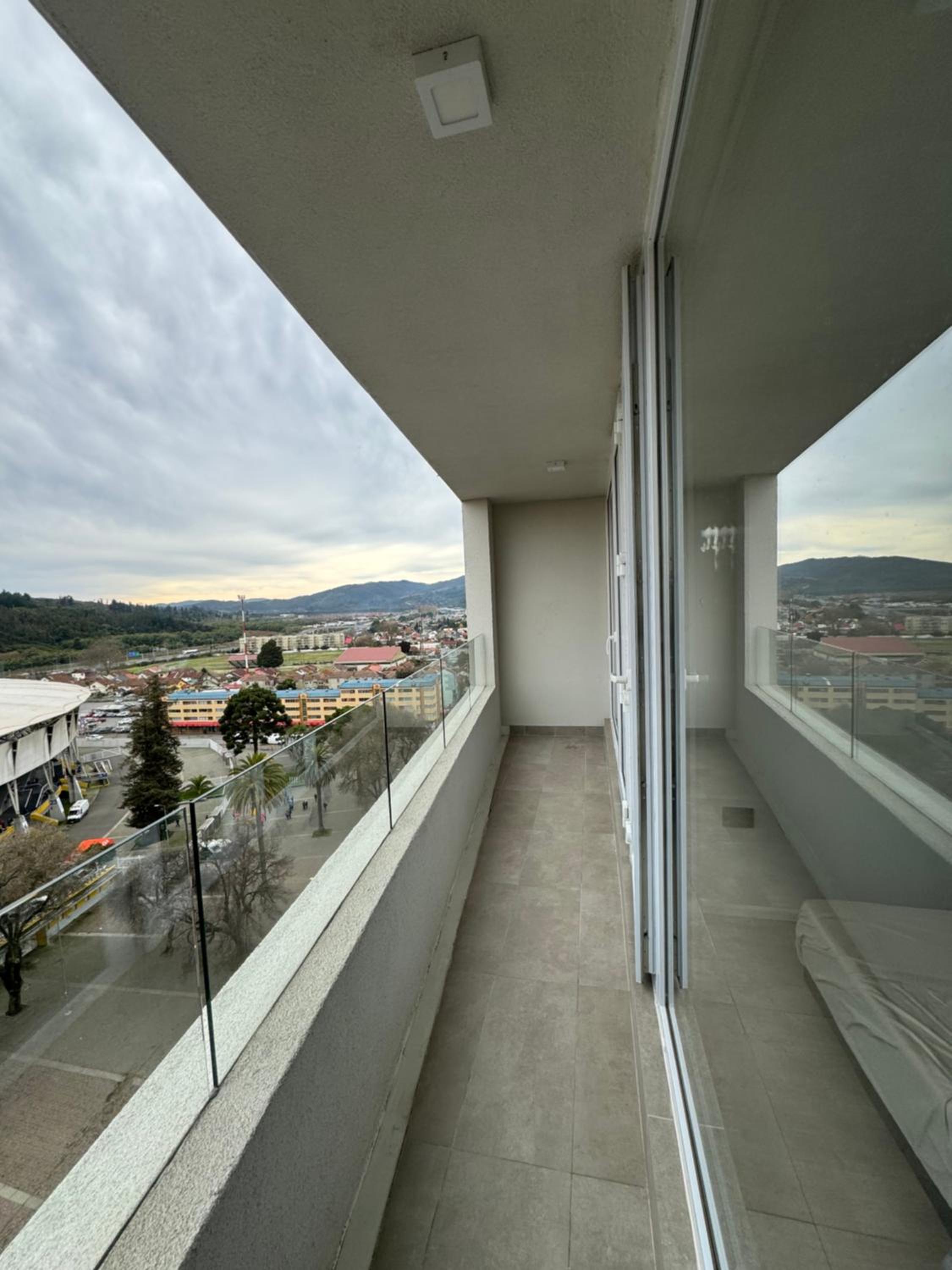 Nuevo Depto 3 camas, vista al estadio y estacionamiento gratis