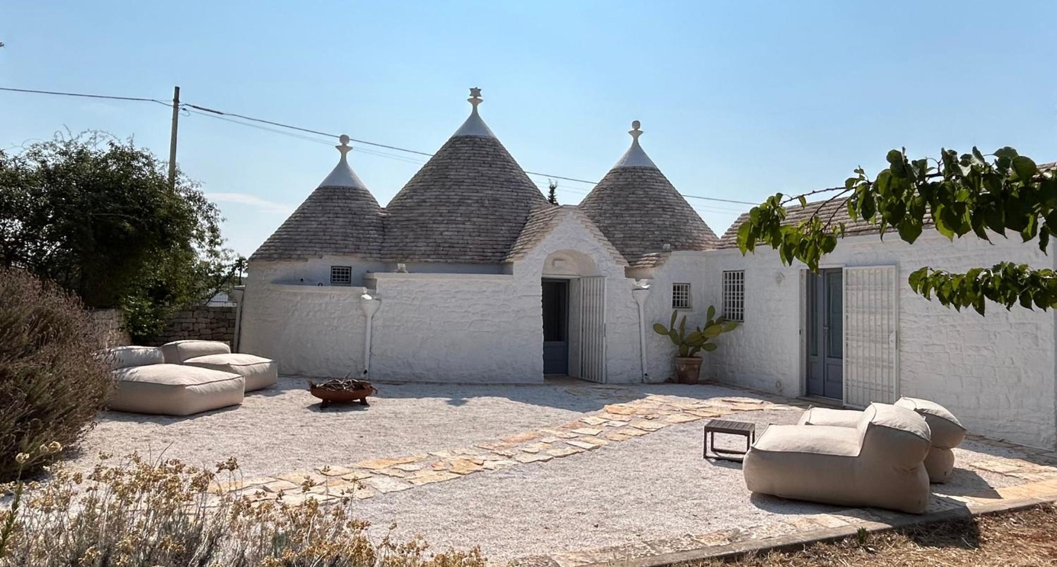 Trulli Biancopumo - private pool