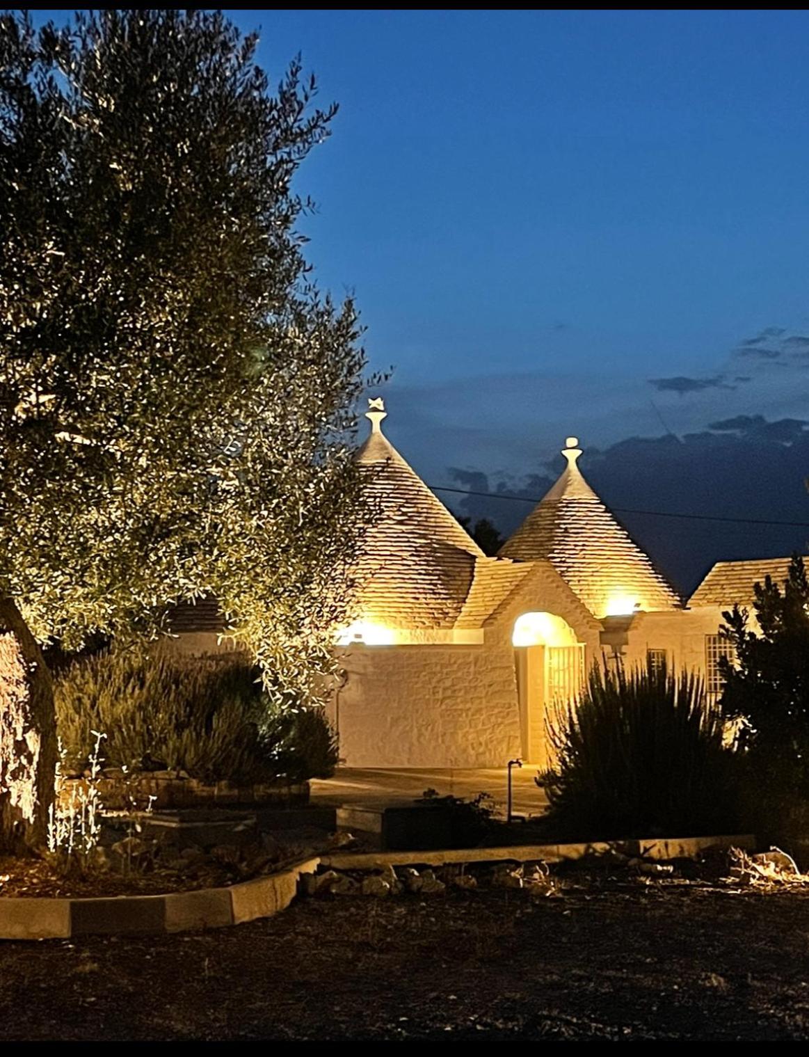 Trulli Biancopumo - private pool
