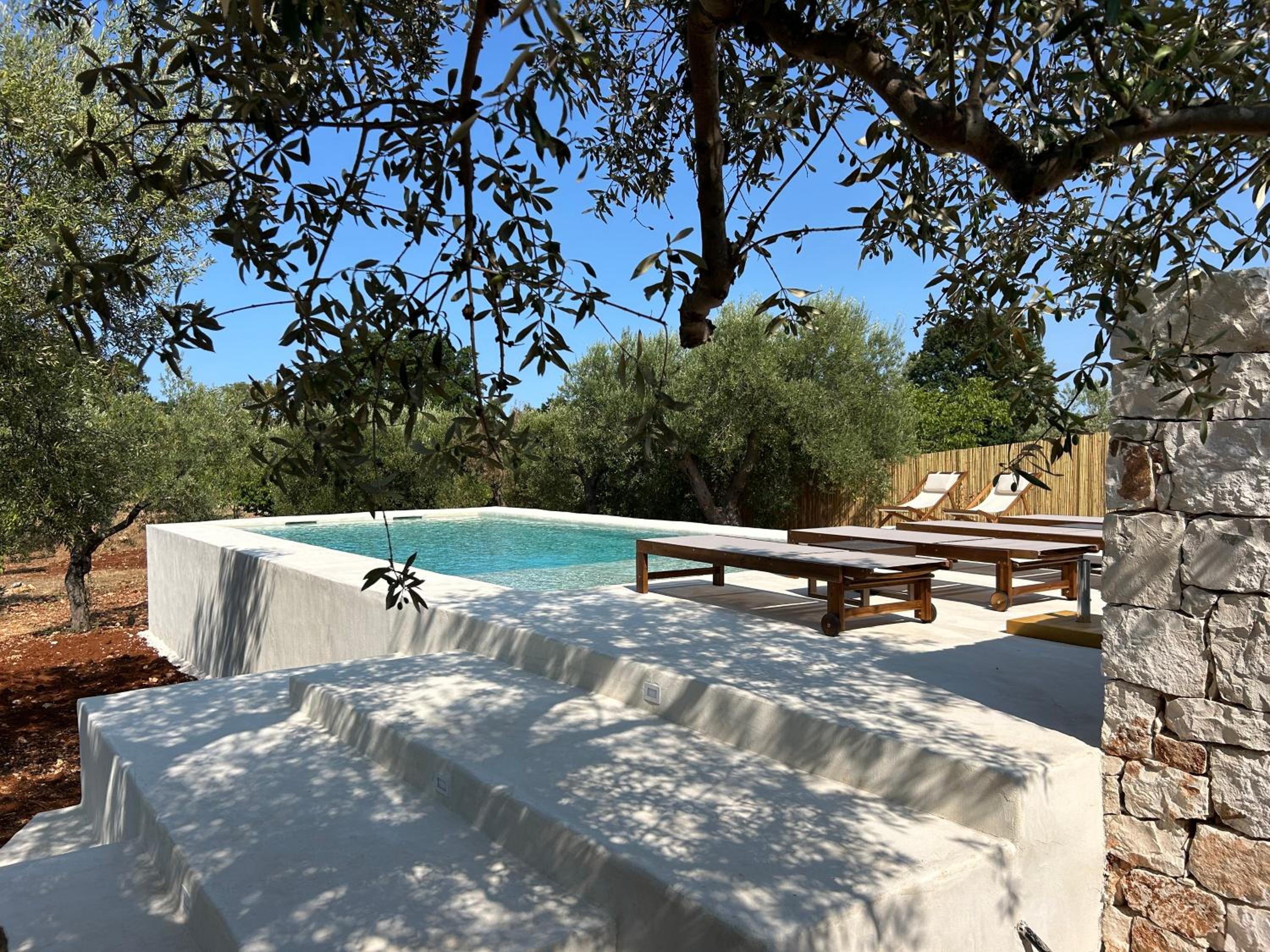 Trulli Biancopumo - private pool