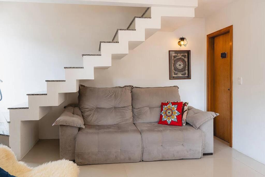 Casa duplex com lareira - Canela