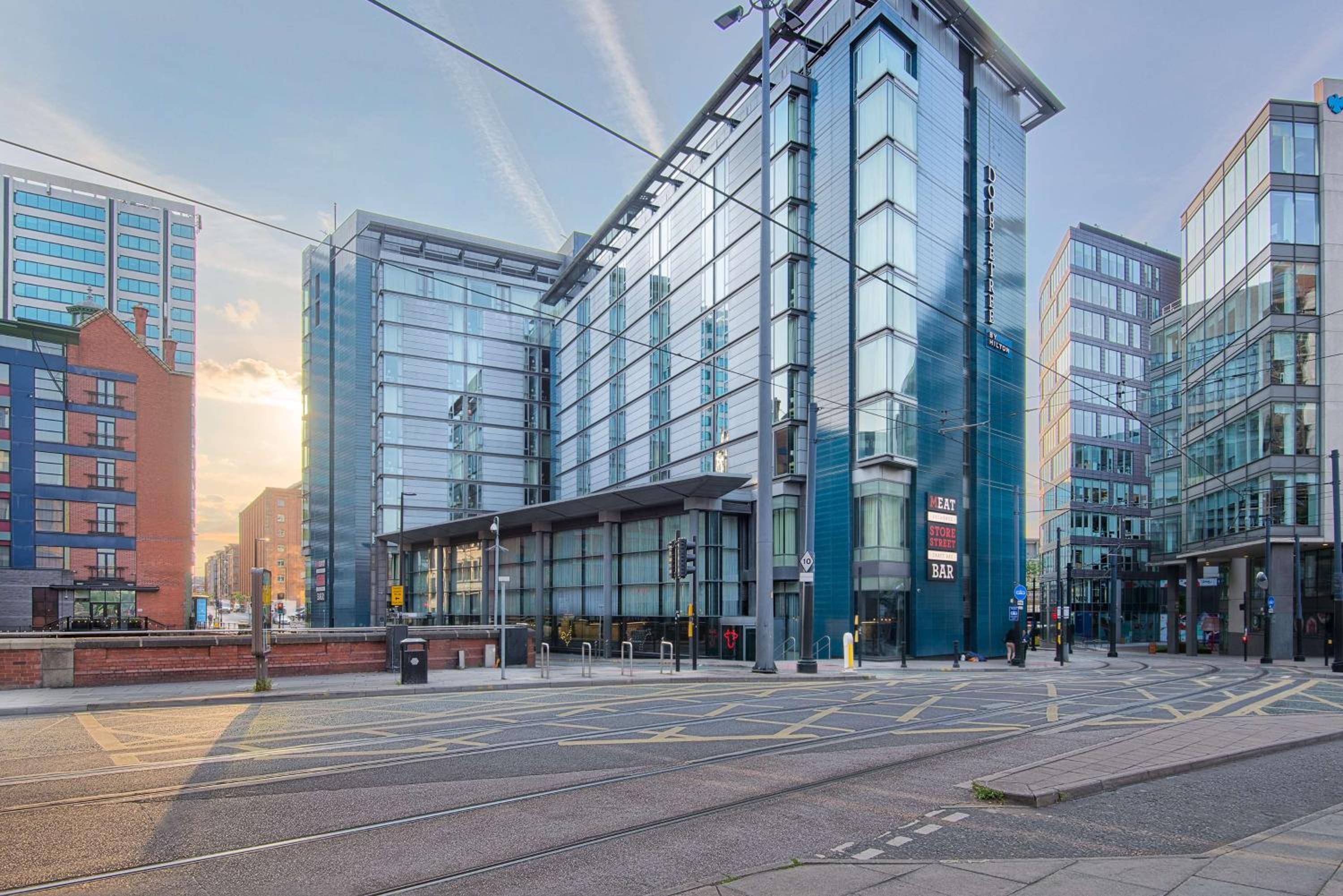 Hotel DoubleTree by Hilton Manchester Piccadilly - Image 1