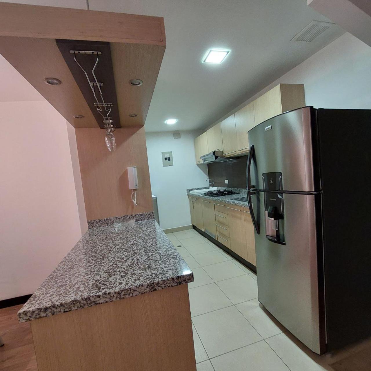 Departamento cerca del Quicentro norte