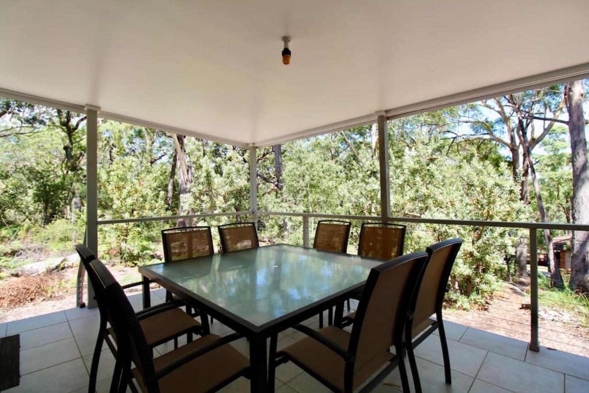 Wrights Beach Bungalow - Walk to the water