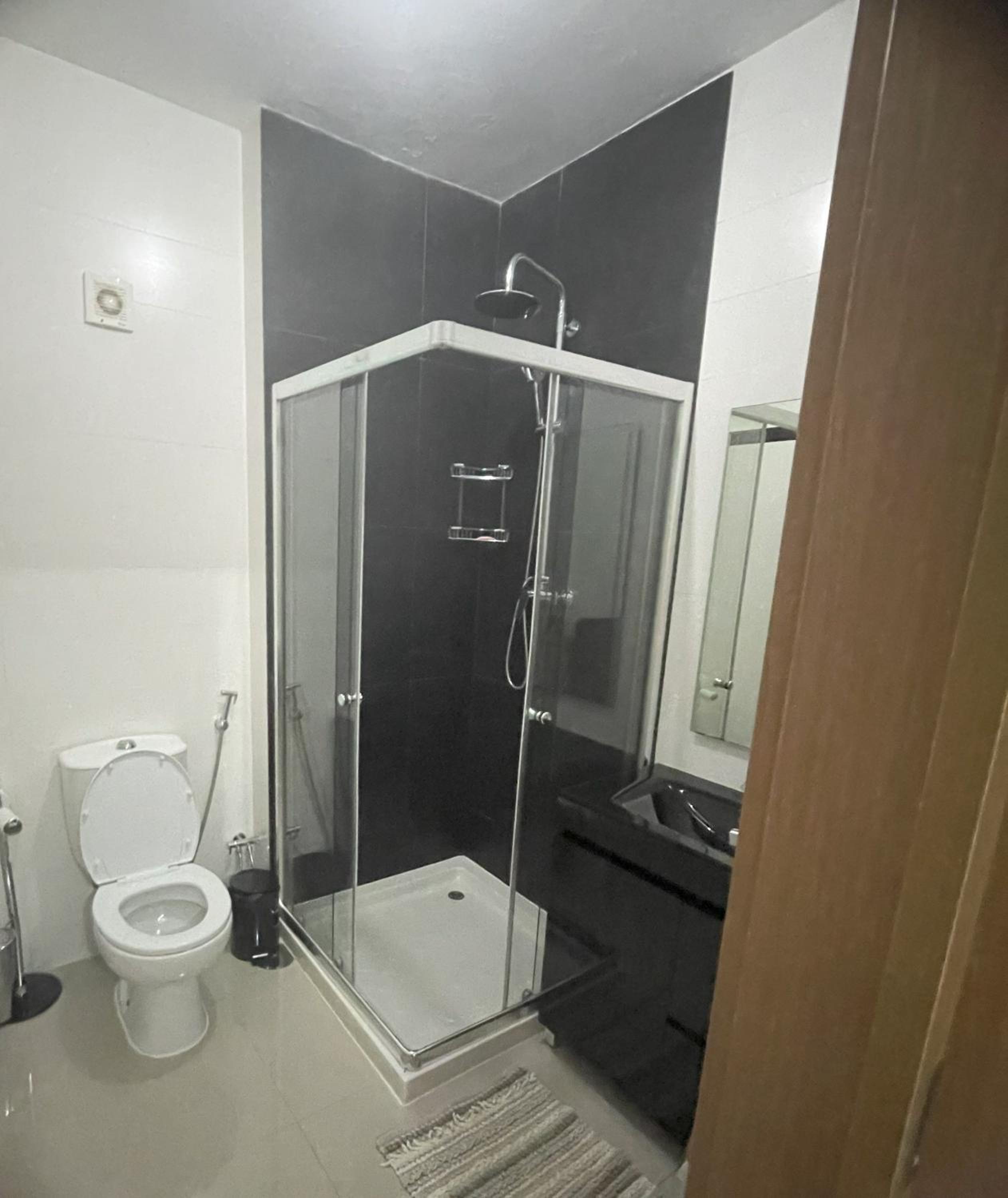 Meraki's Apartment