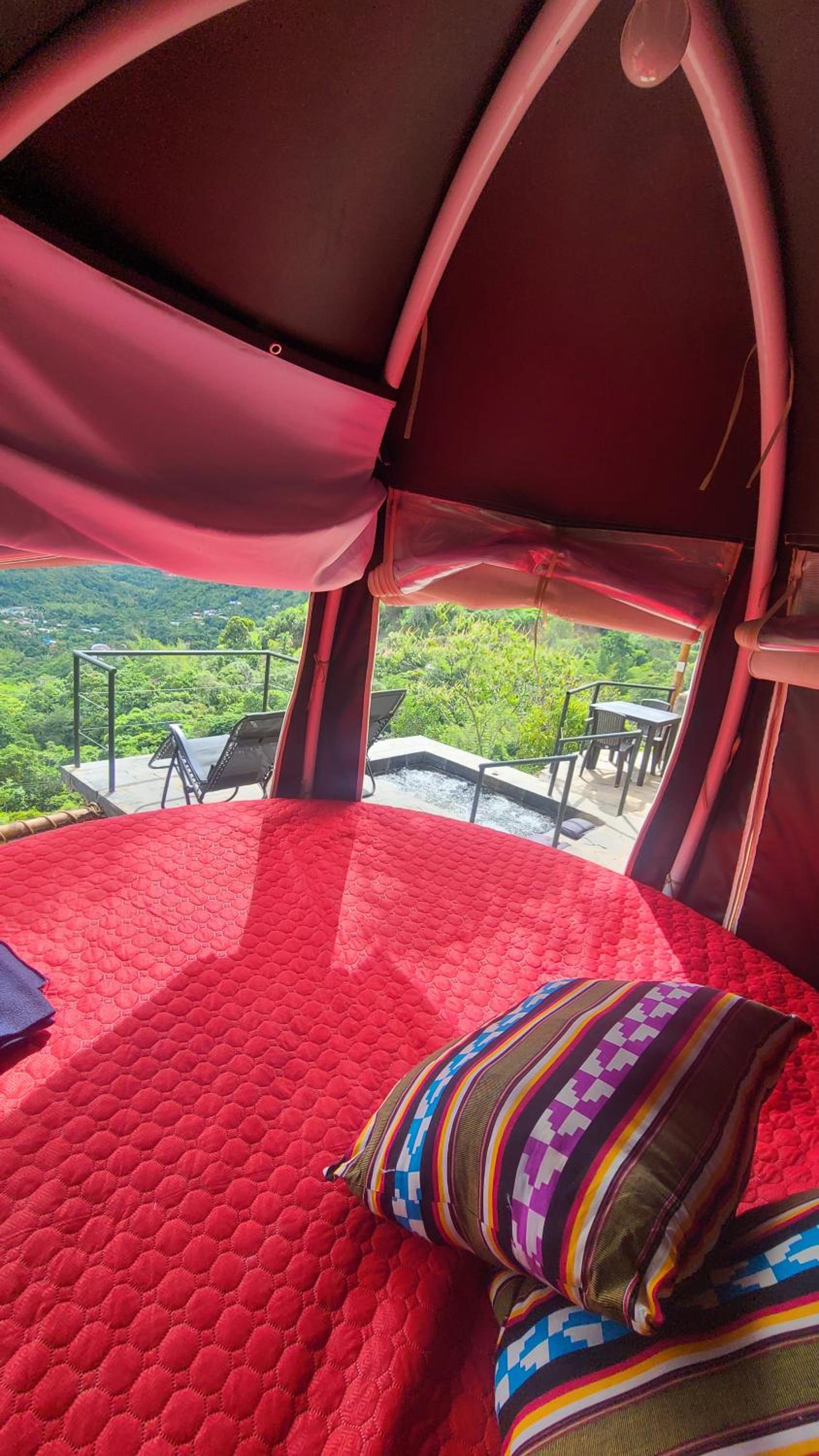 Colibamboo the Nest, El nido glamping con hermosas vistas
