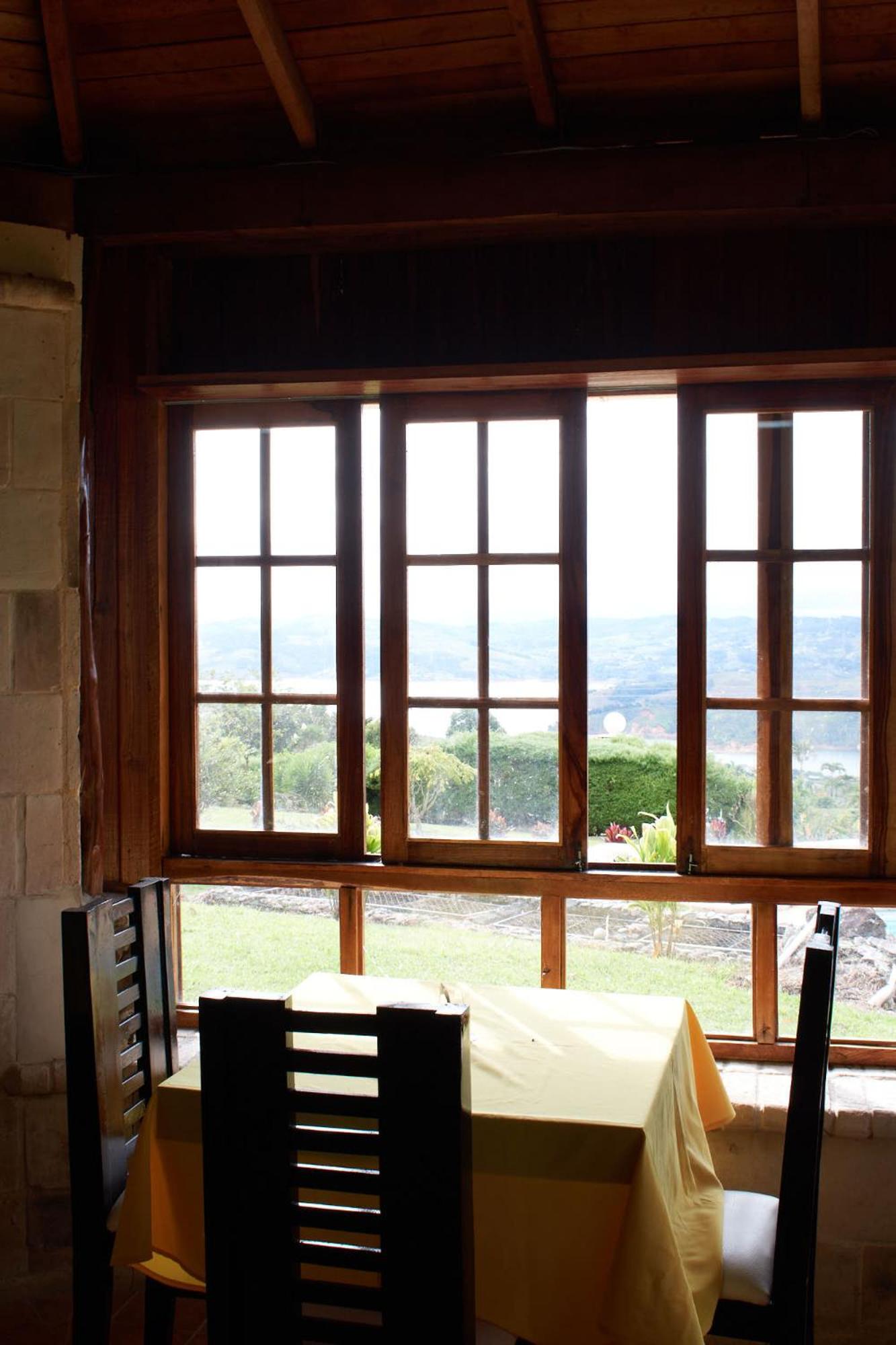 Eco Lodge Los de Arriba en Lago Calima
