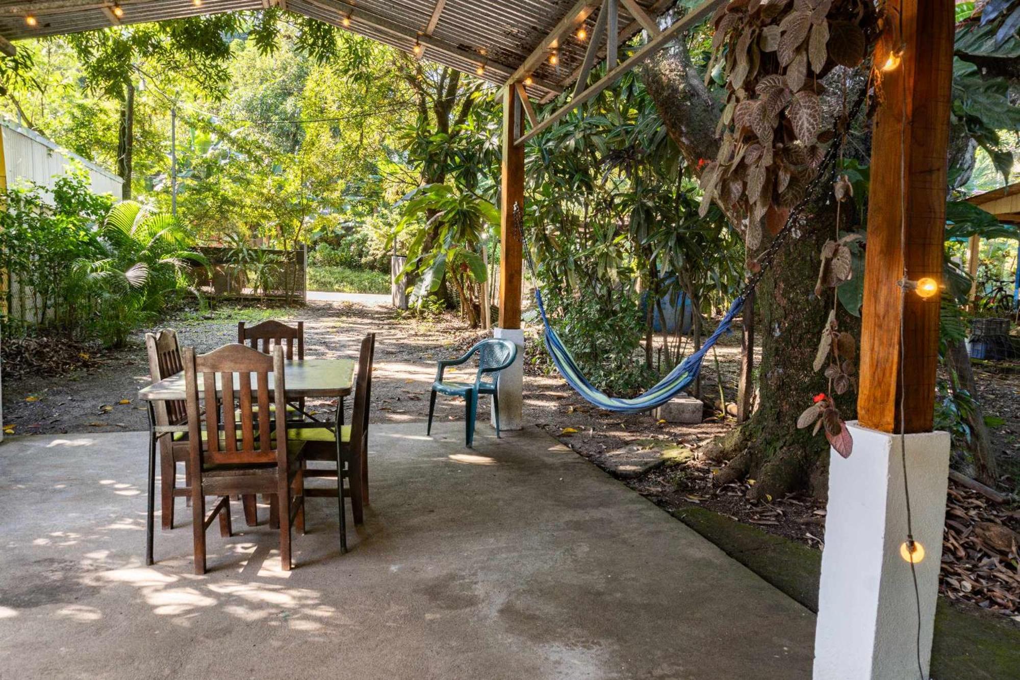 Casa Los Mangos