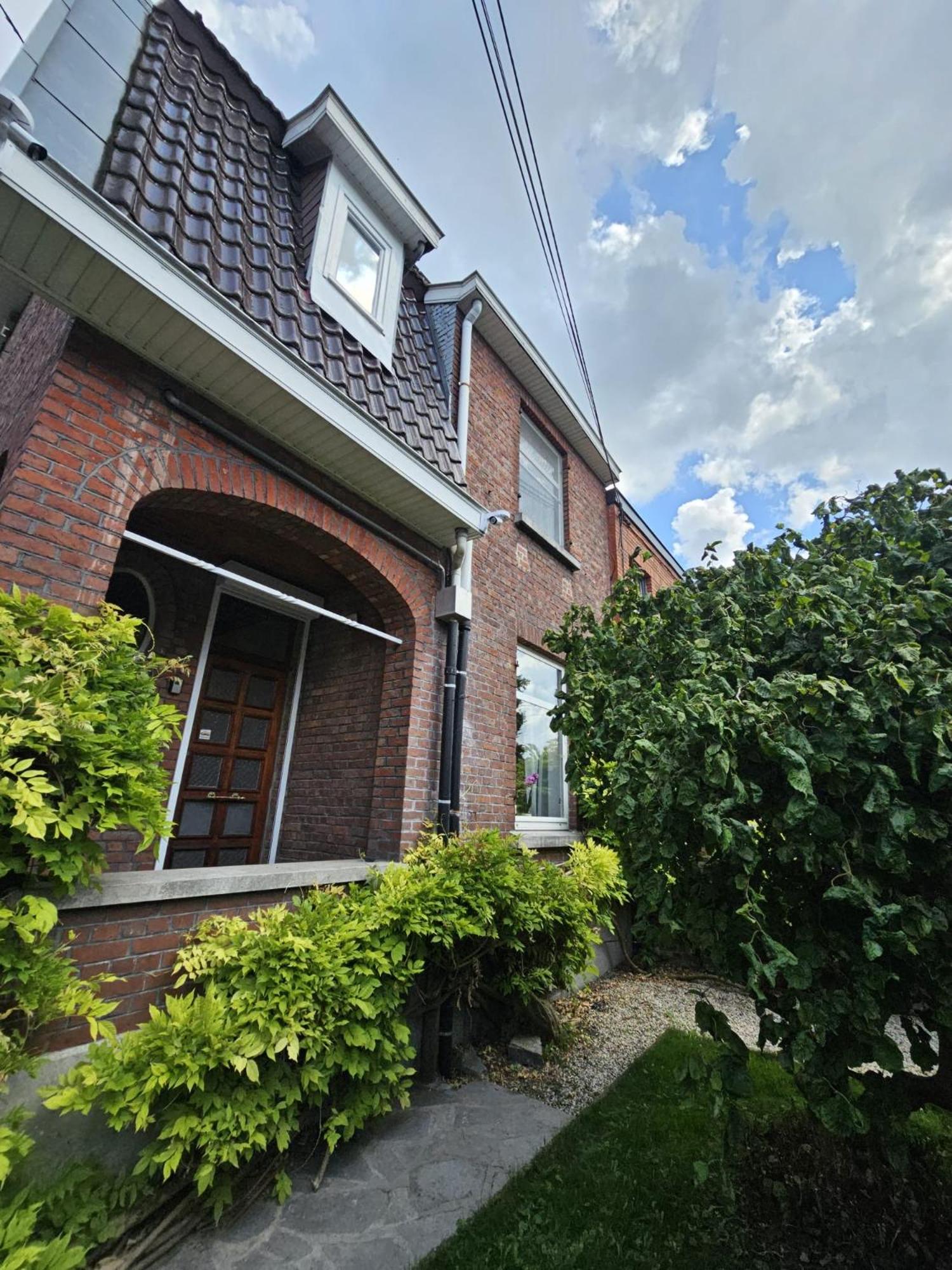 Maison 3 chambres, garage et jardin