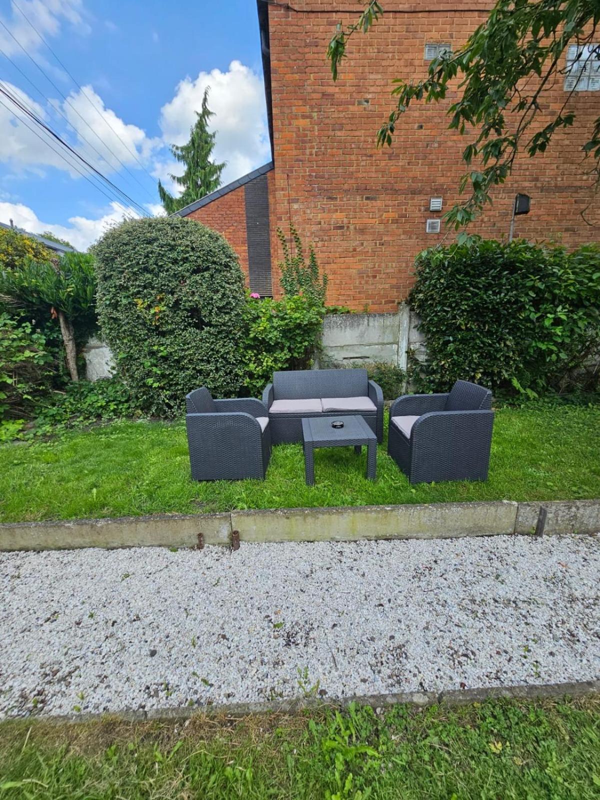 Maison 3 chambres, garage et jardin