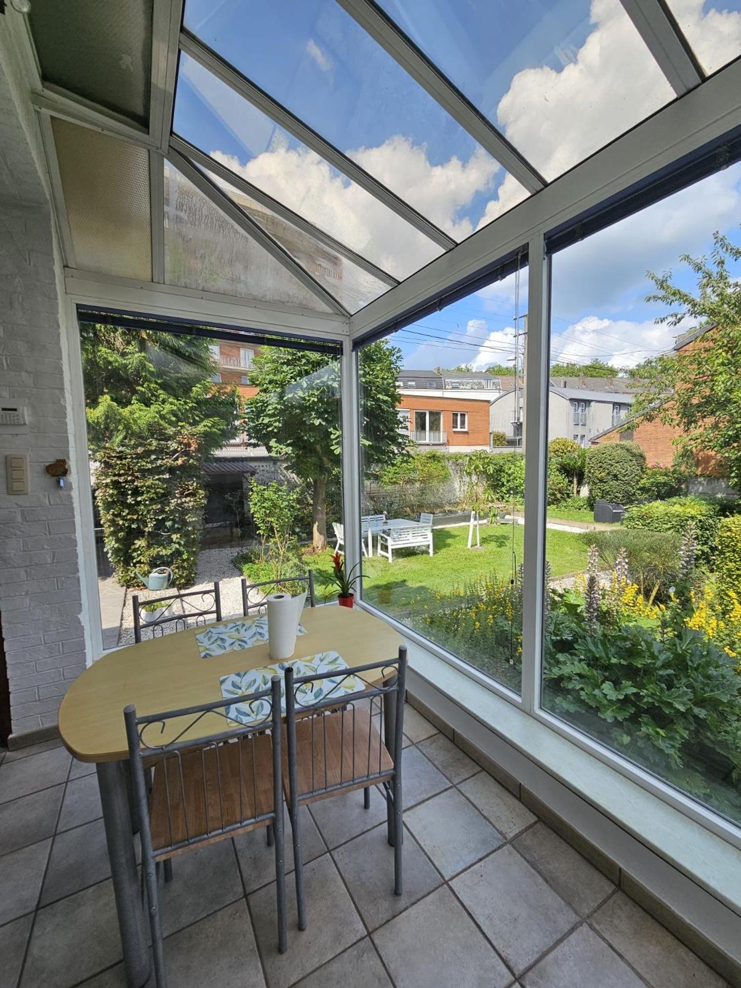 Maison 3 chambres, garage et jardin