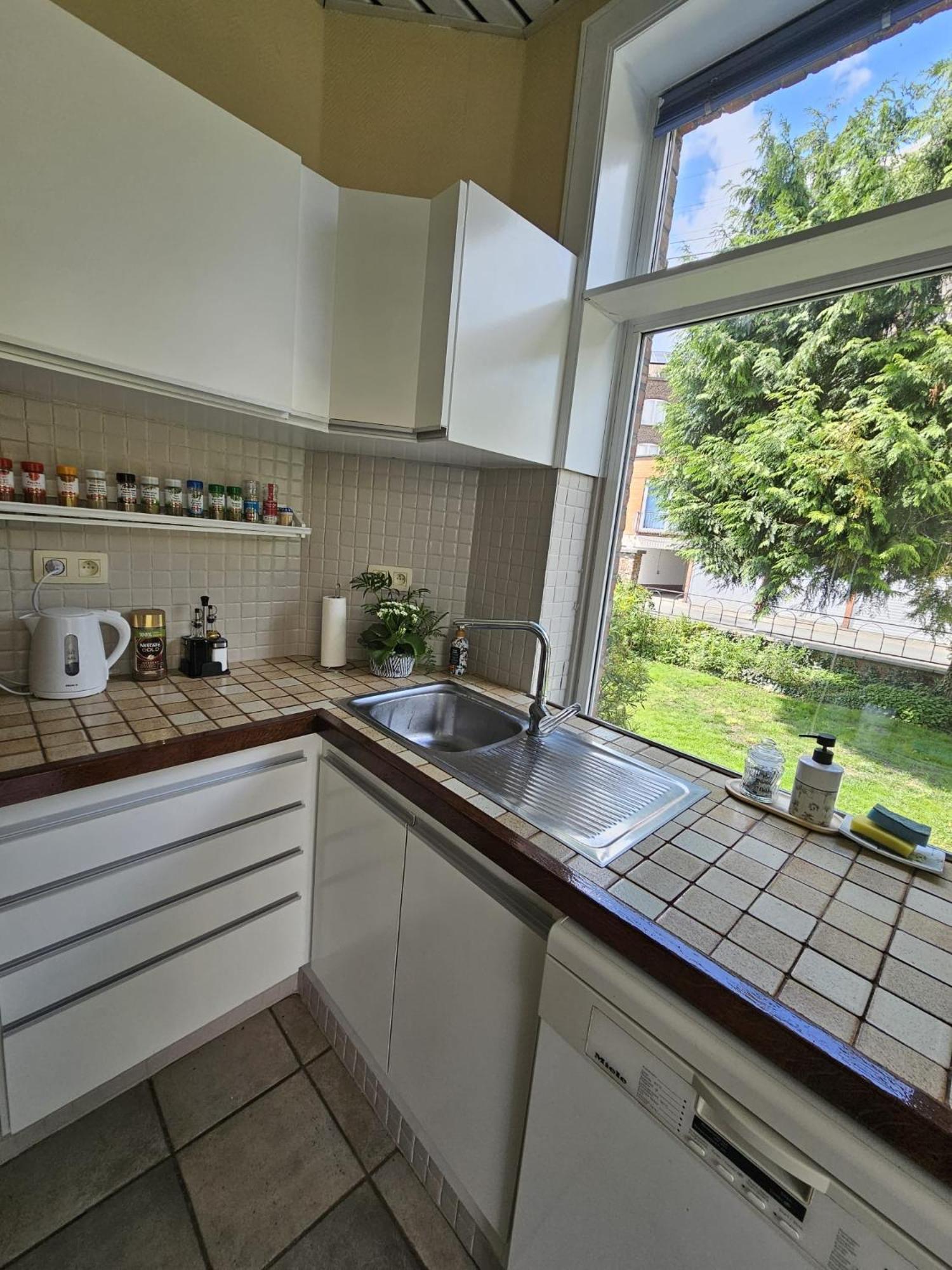 Maison 3 chambres, garage et jardin