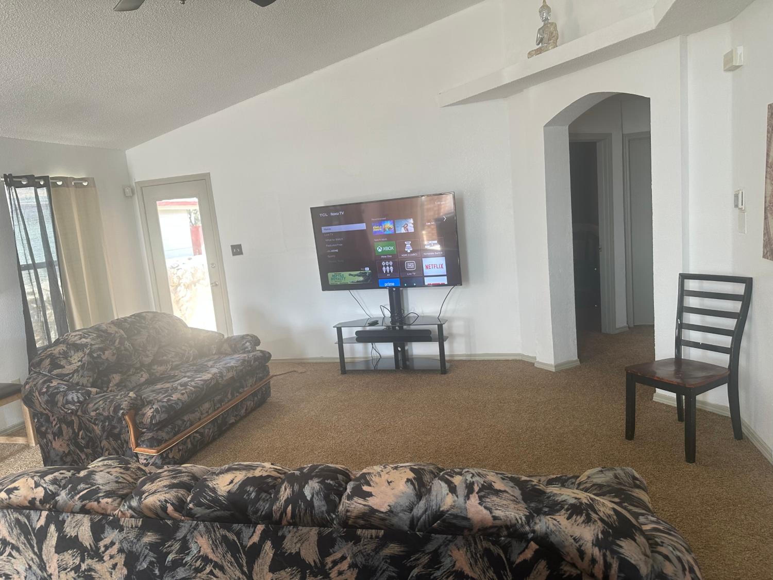 Hotel house - Image 1