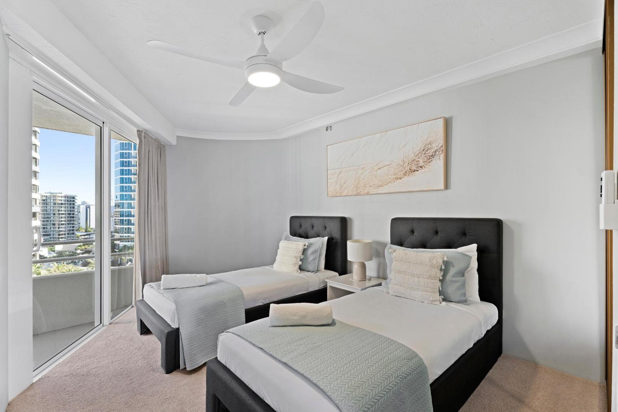 Zenith Apartments - Q Stay