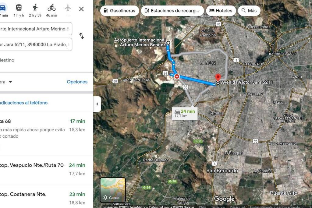 Close to airport and subway w breakfast