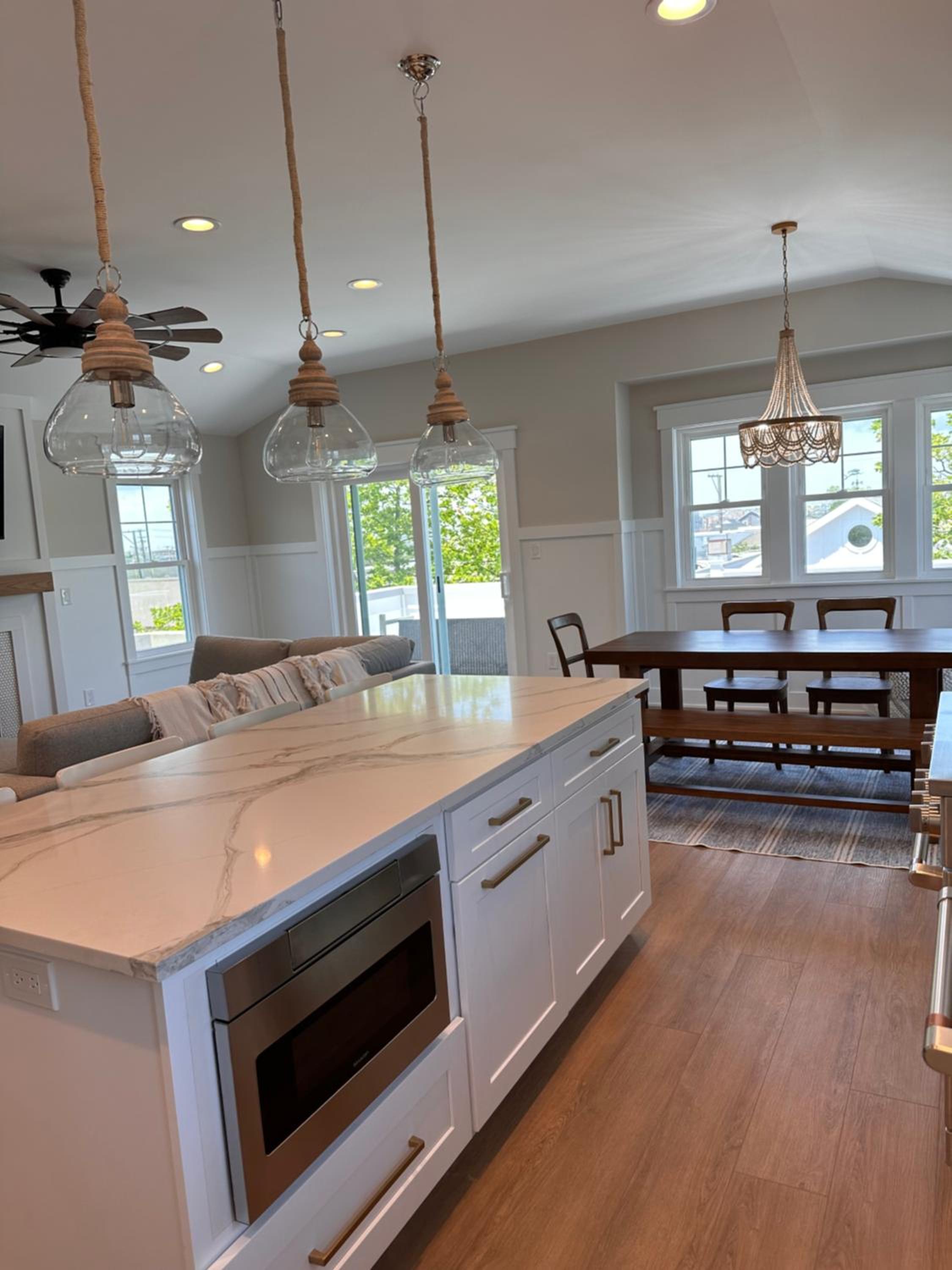 Heart of Ocean City - WALK to shops, restaurants, boardwalk and beach! view 5