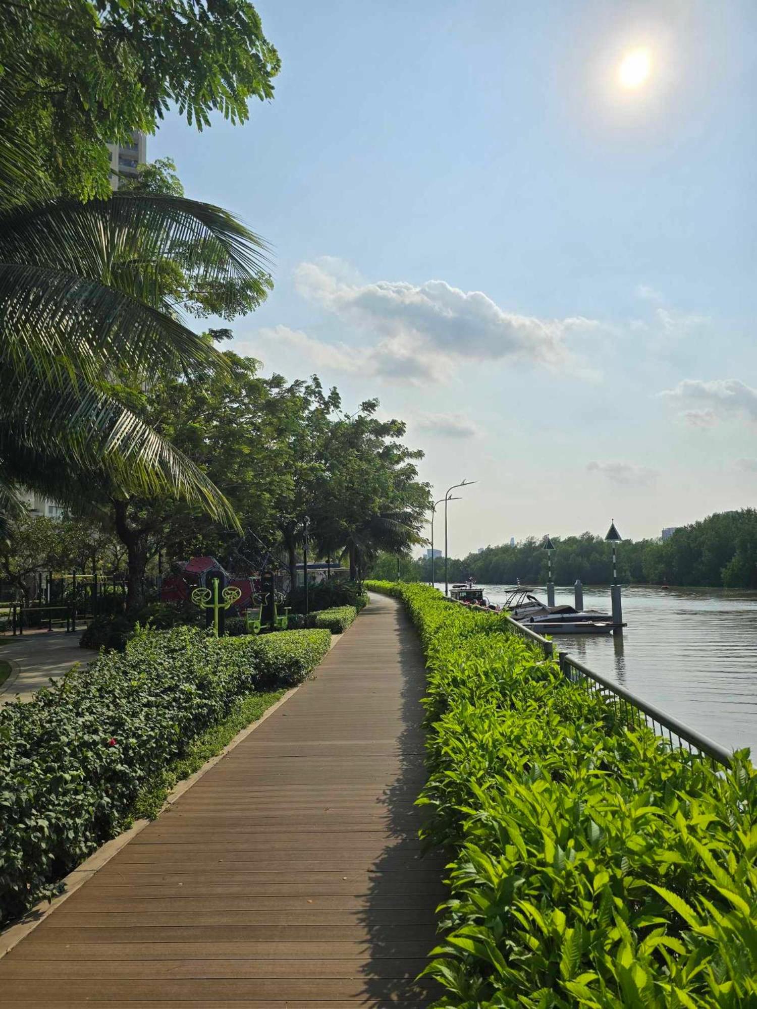 Diamond island apartment, Luxury and nature 2-bedroom apt, distric 2, lagomhome 0510
