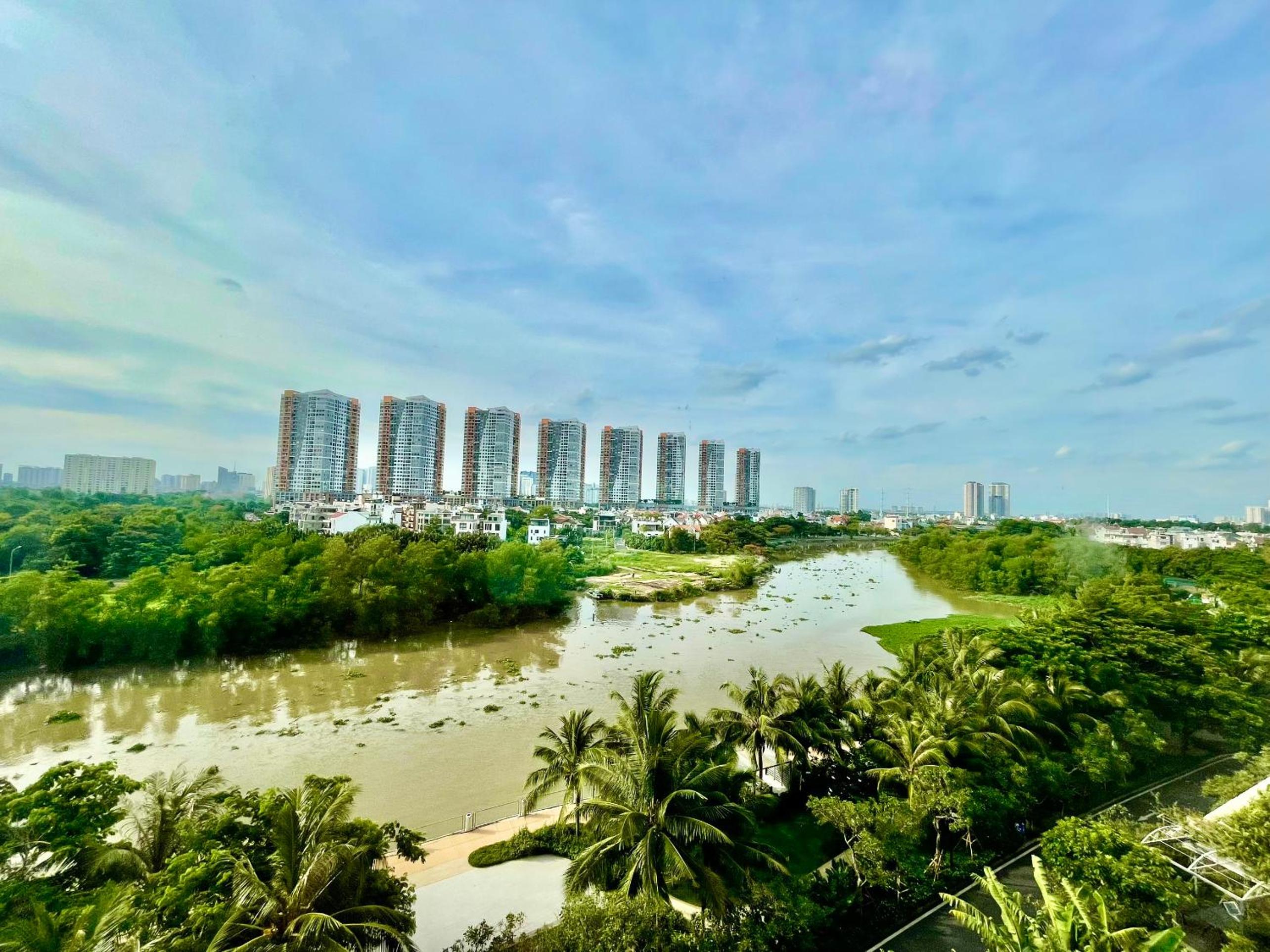 Diamond island apartment, Luxury and nature 2-bedroom apt, distric 2, lagomhome 0510