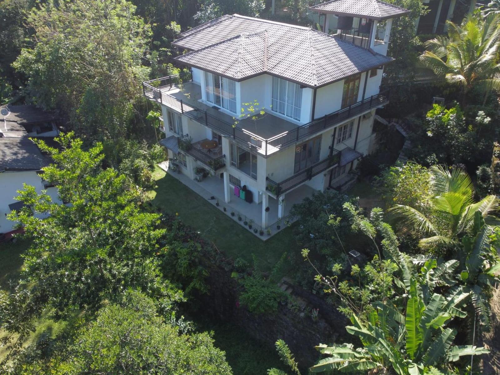 Chathu Holiday Home view 4