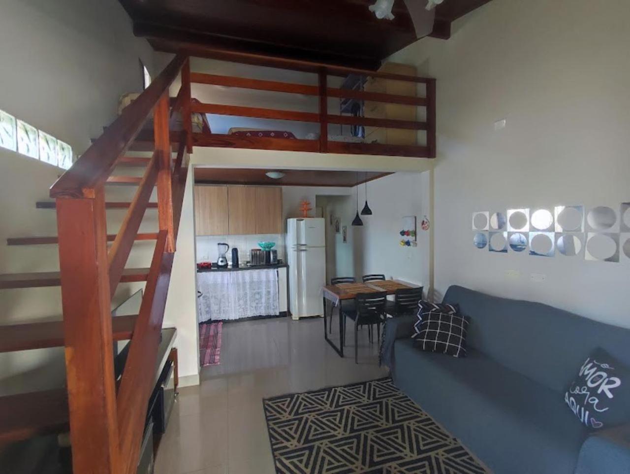 Casa localizada a 7 minutos da Praia Grande em Ubatuba