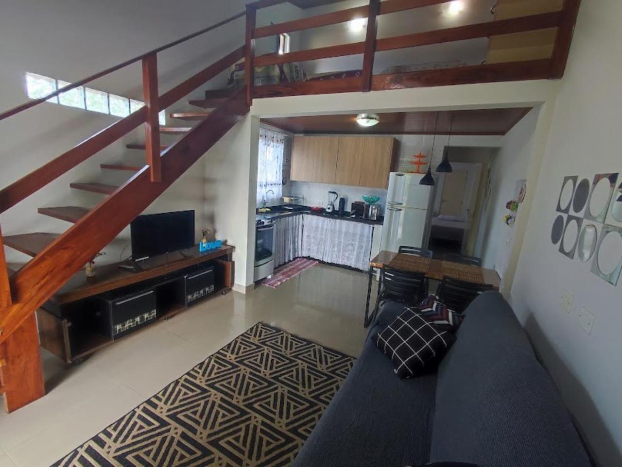Casa localizada a 7 minutos da Praia Grande em Ubatuba