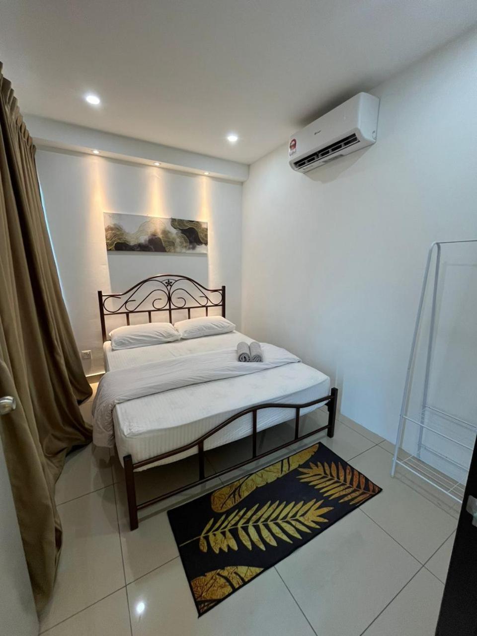Apartment with 2 Bedrooms, Trefoil @ Setia City (Imperia Asia Guest House) photo 5