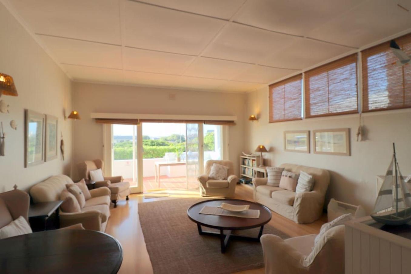 Arniston Holiday Cottage view 4