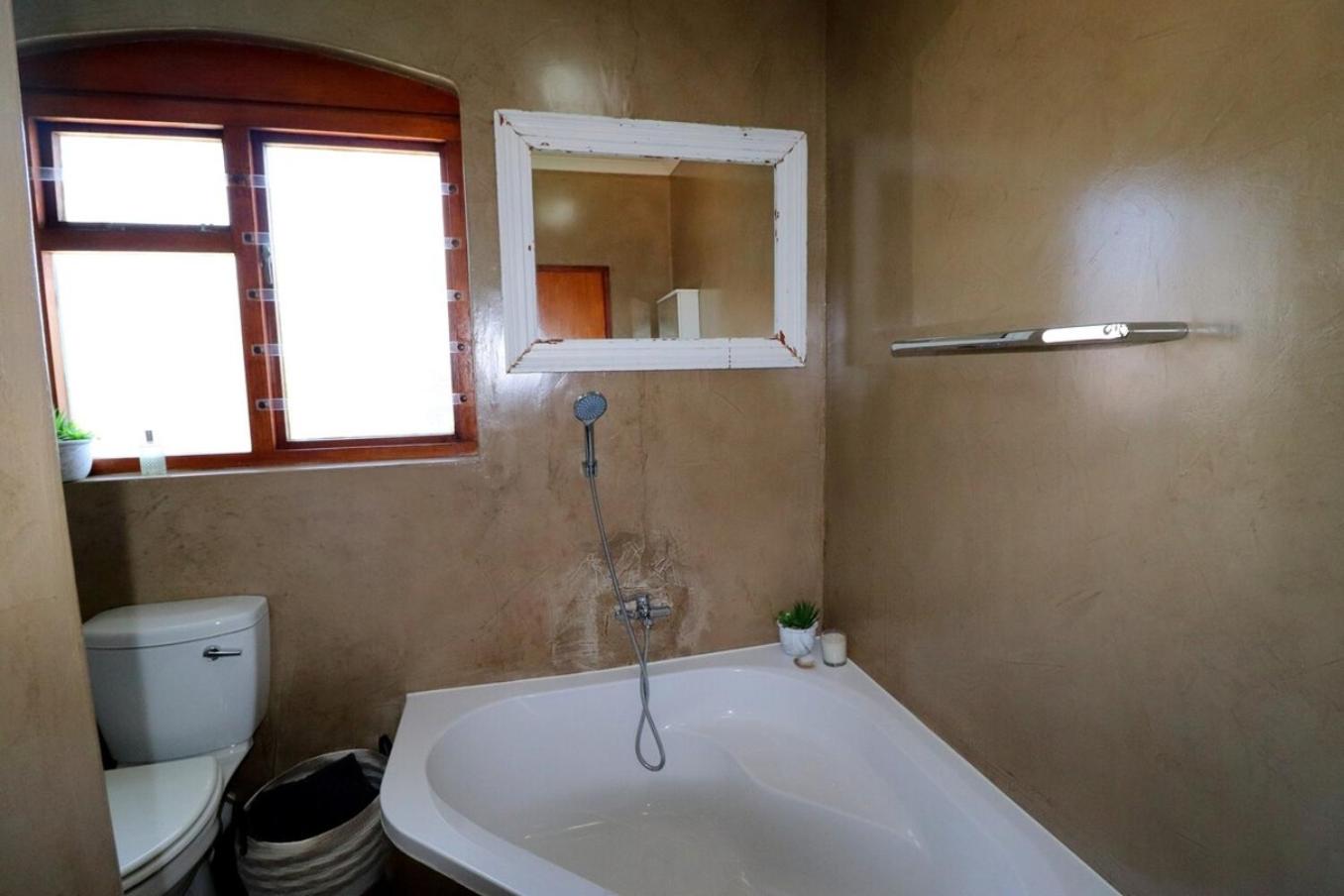 Naude House in Struisbaai view 5