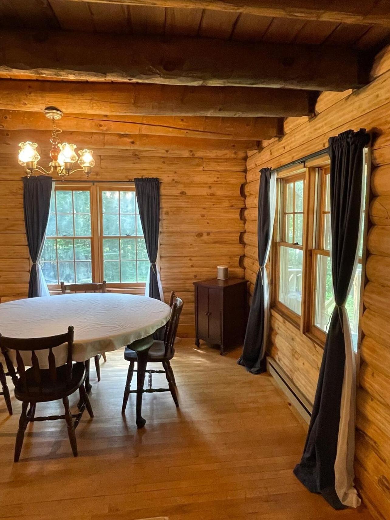 Cozy Log Cabin - Dog Friendly view 5