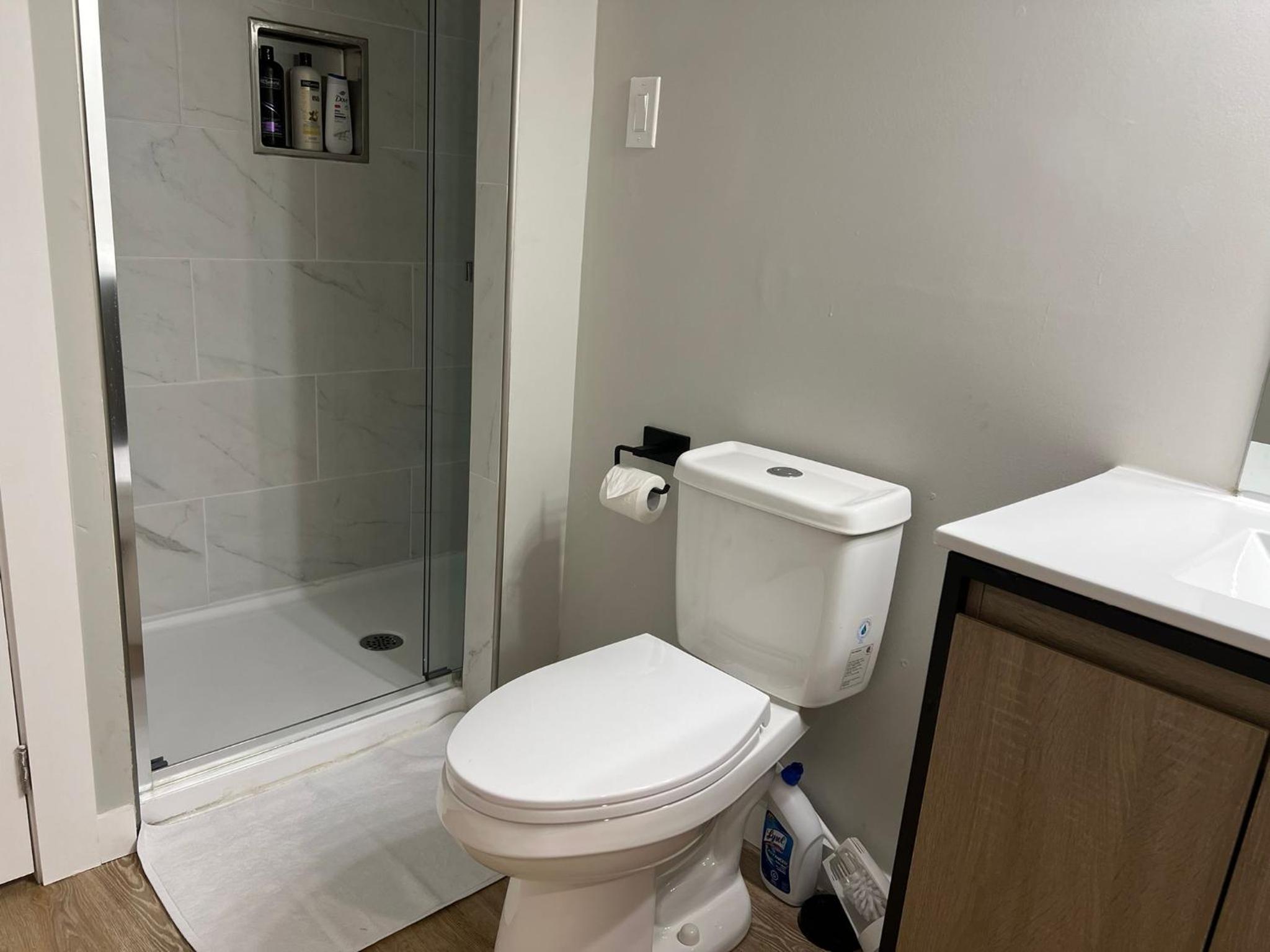 Kitchener Vacations - Boardwalk Homes - Vacation Homes  Executive Suites - Property Image 3