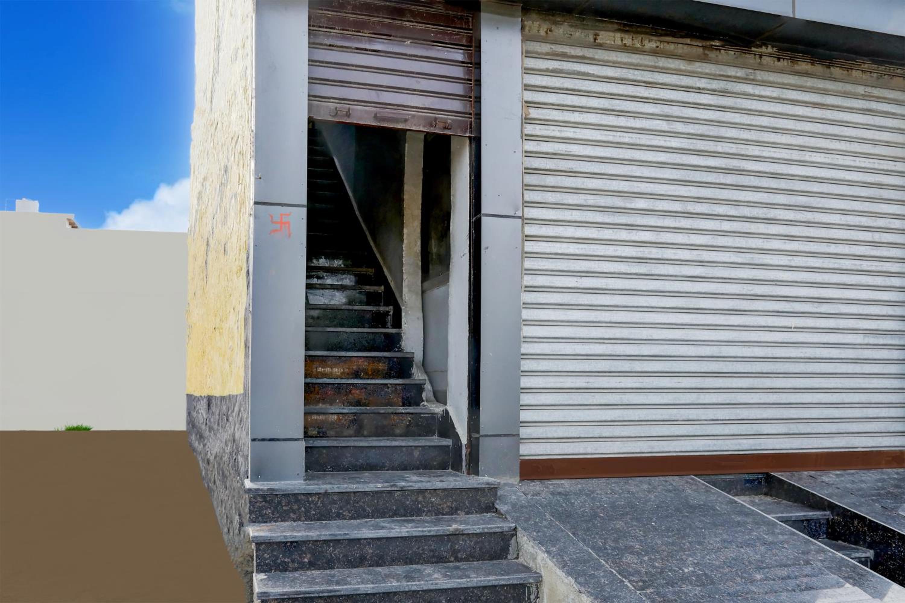 Hotel O AKASH