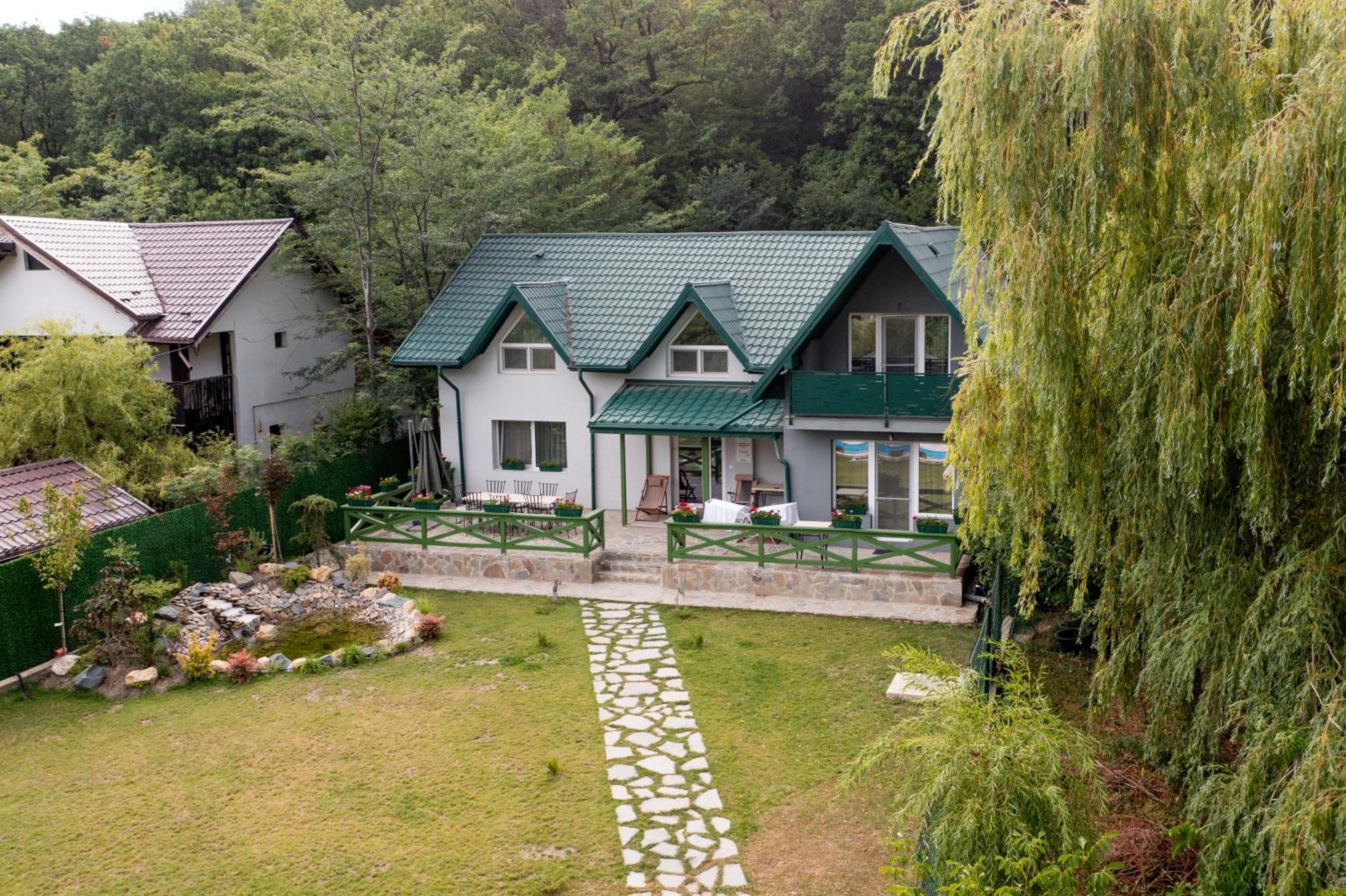 Photo 16