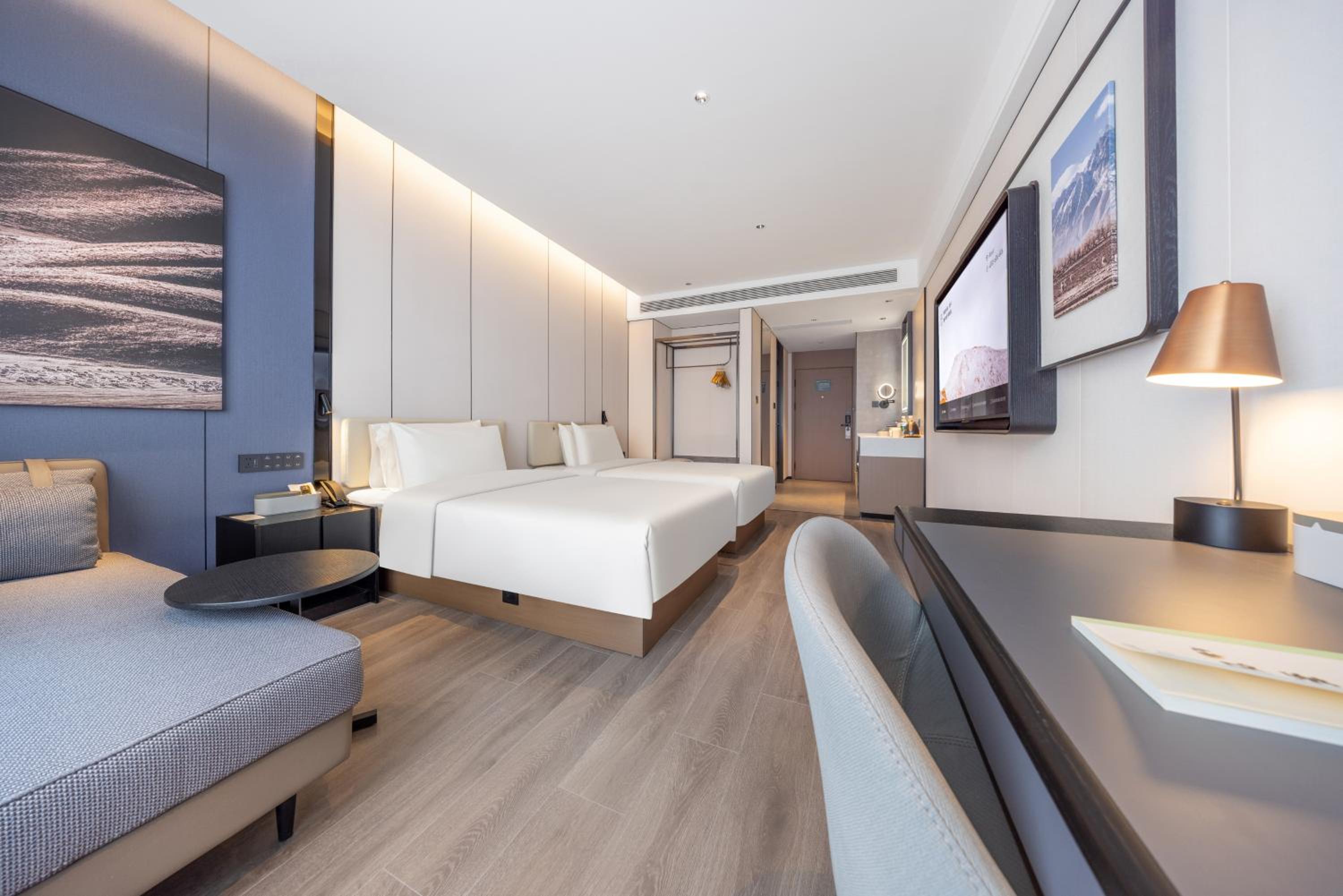 Atour Hotel Jinan Shandong International Convention and Exhibition Center Ikea