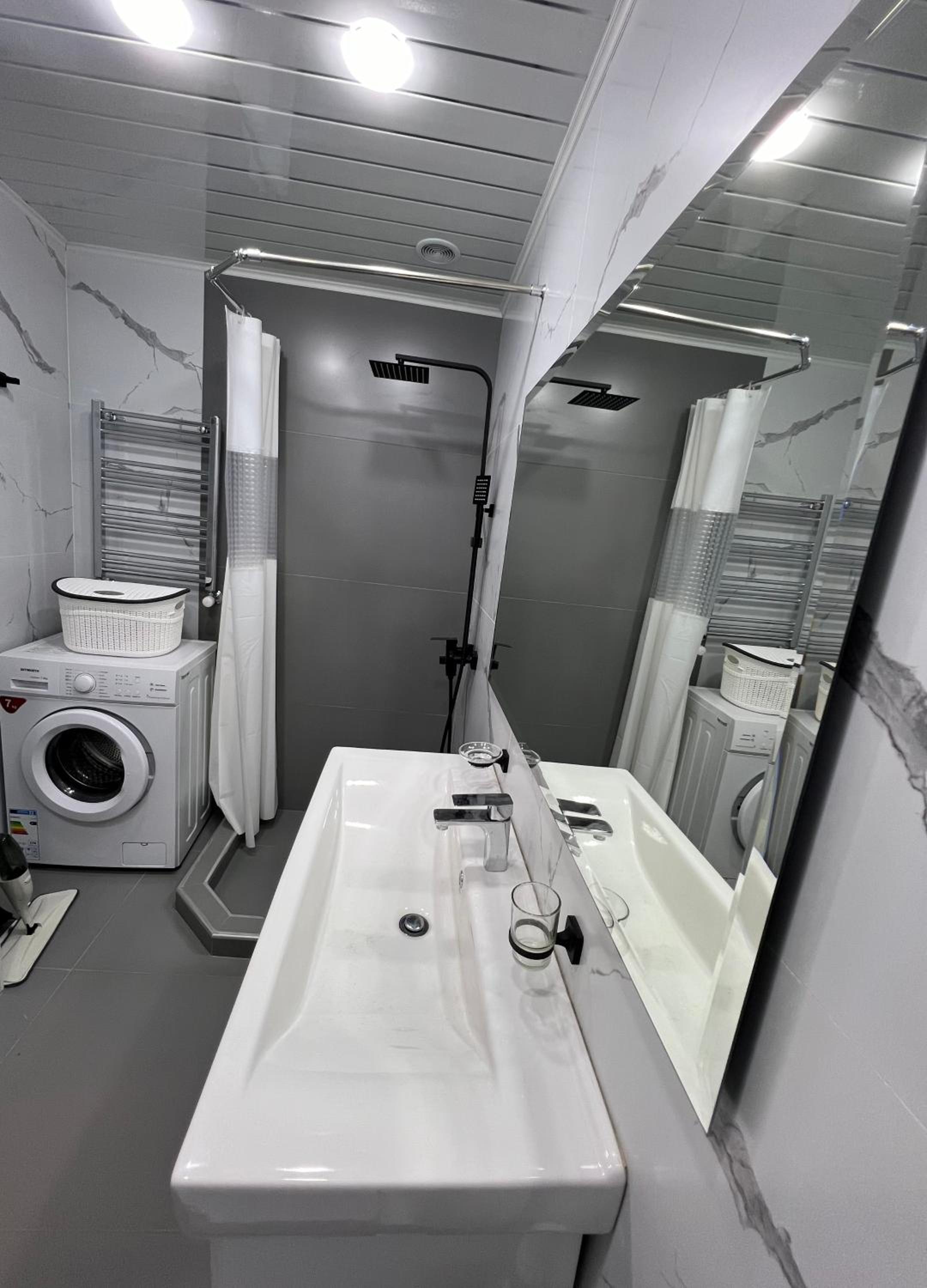 Luxe Apartment Komitas