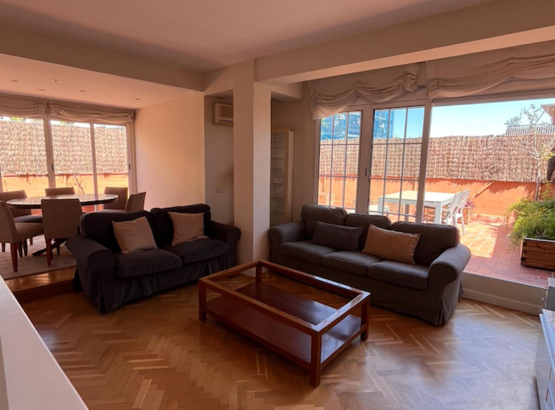 BALMES - Atico con terraza en Sant Gervasi