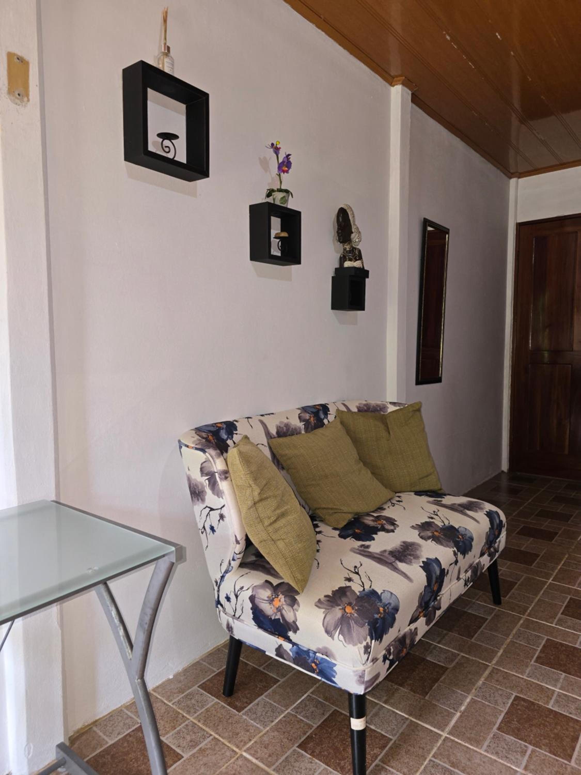 Tortuguero Hill Rooms