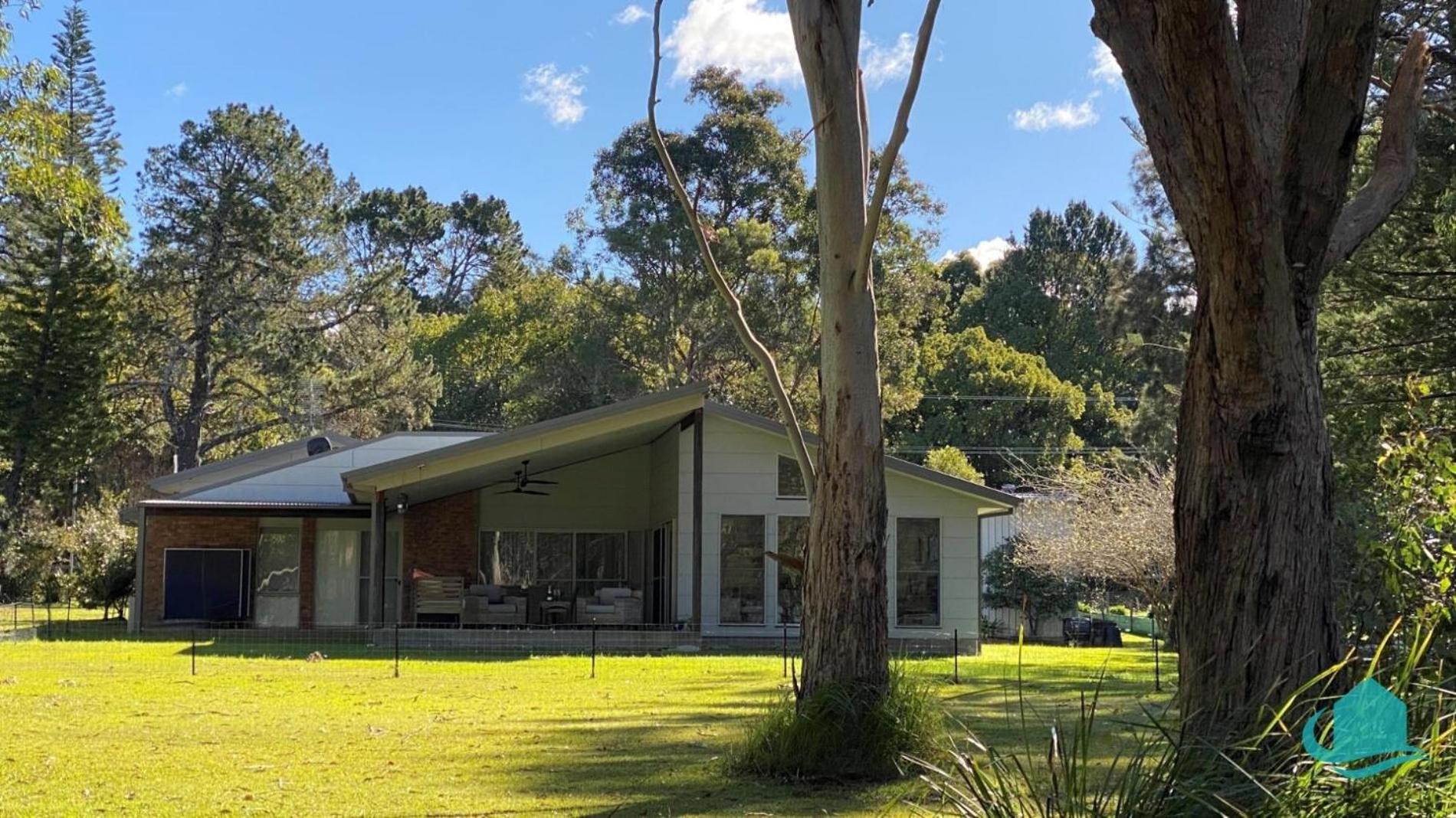 Acres on the Lake - your private retreat