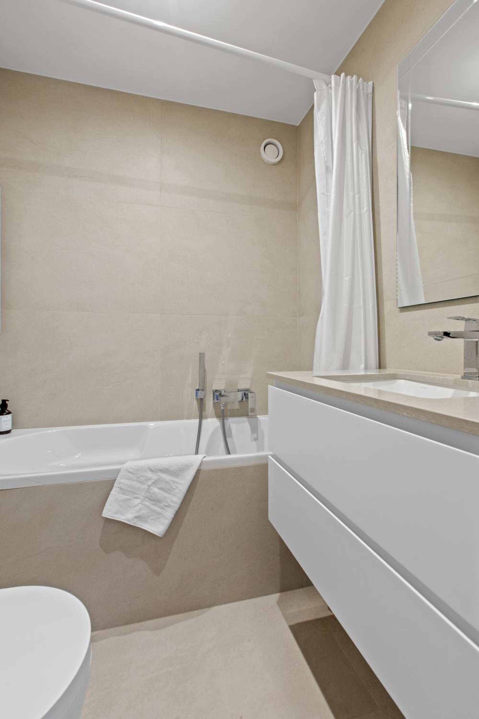 Appartement rénové, calme et cozy