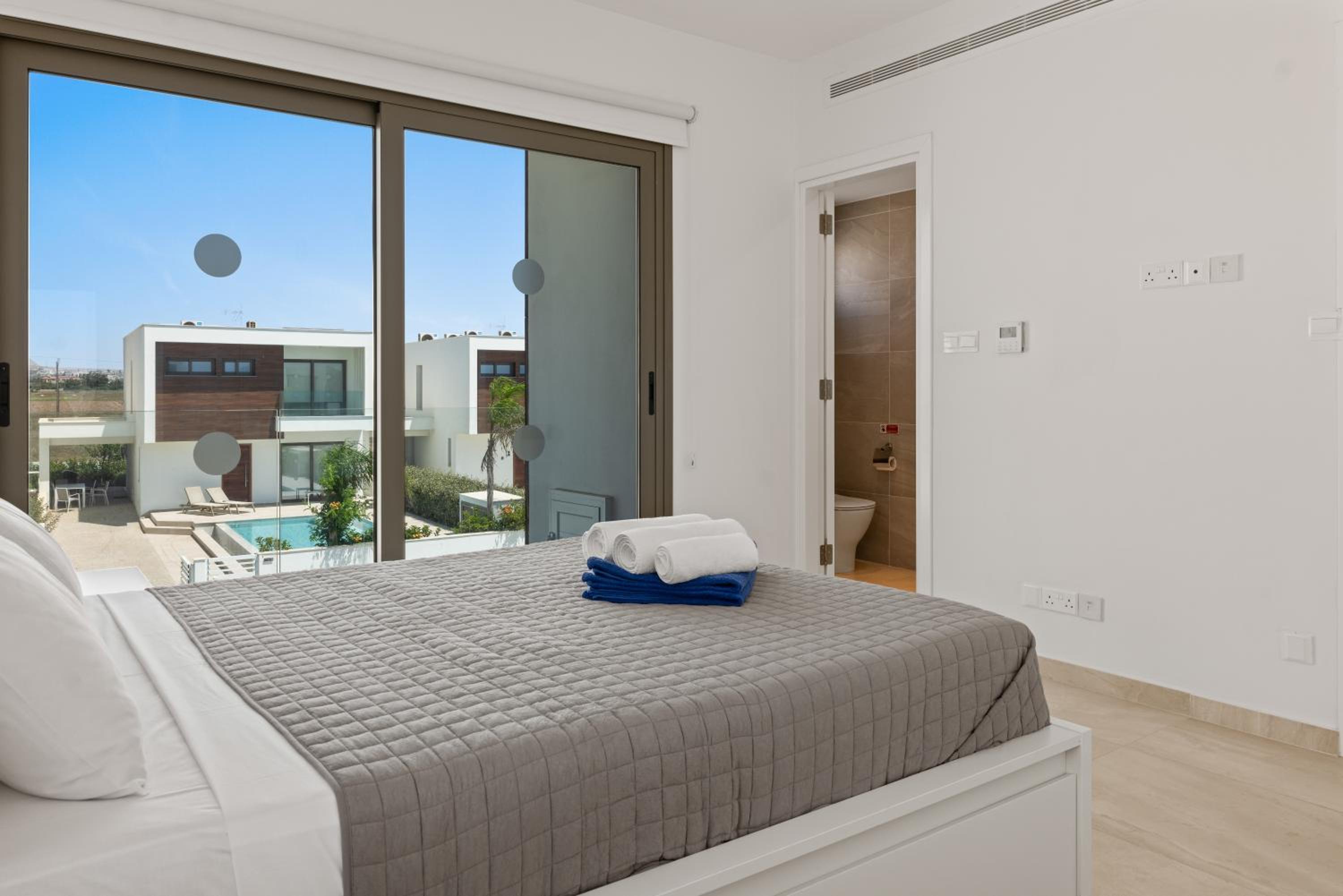 Serenity Waves Villa 7