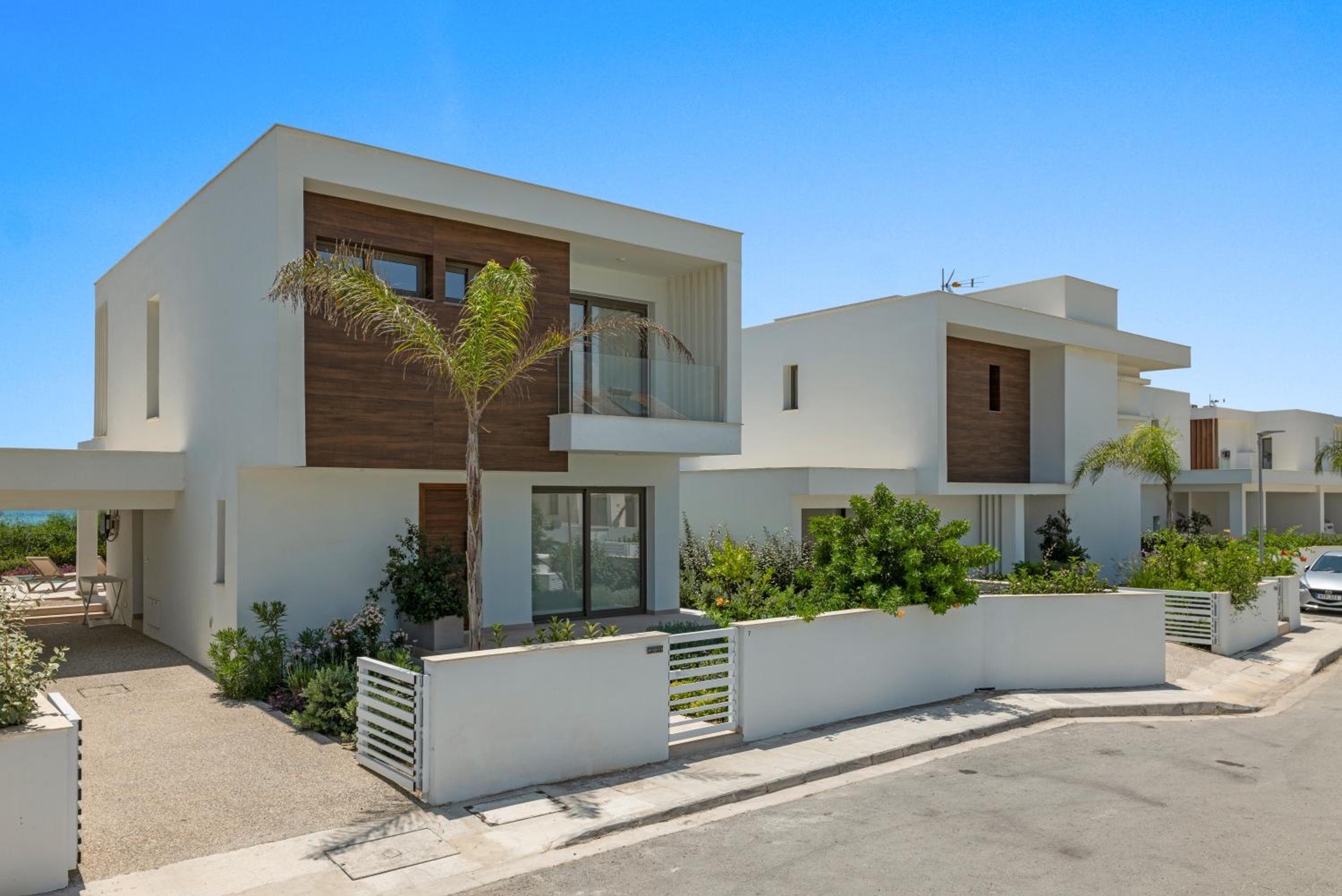 Serenity Waves Villa 7