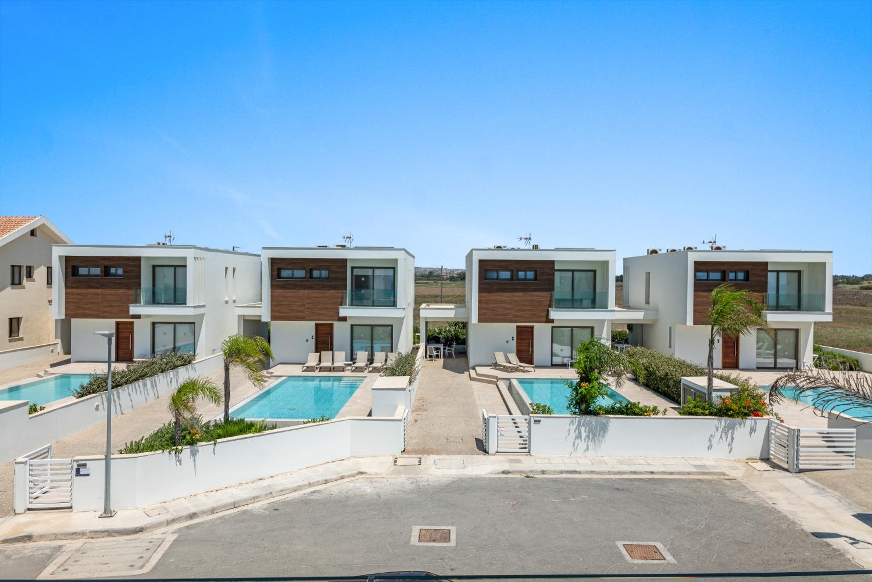 Serenity Waves Villa 7
