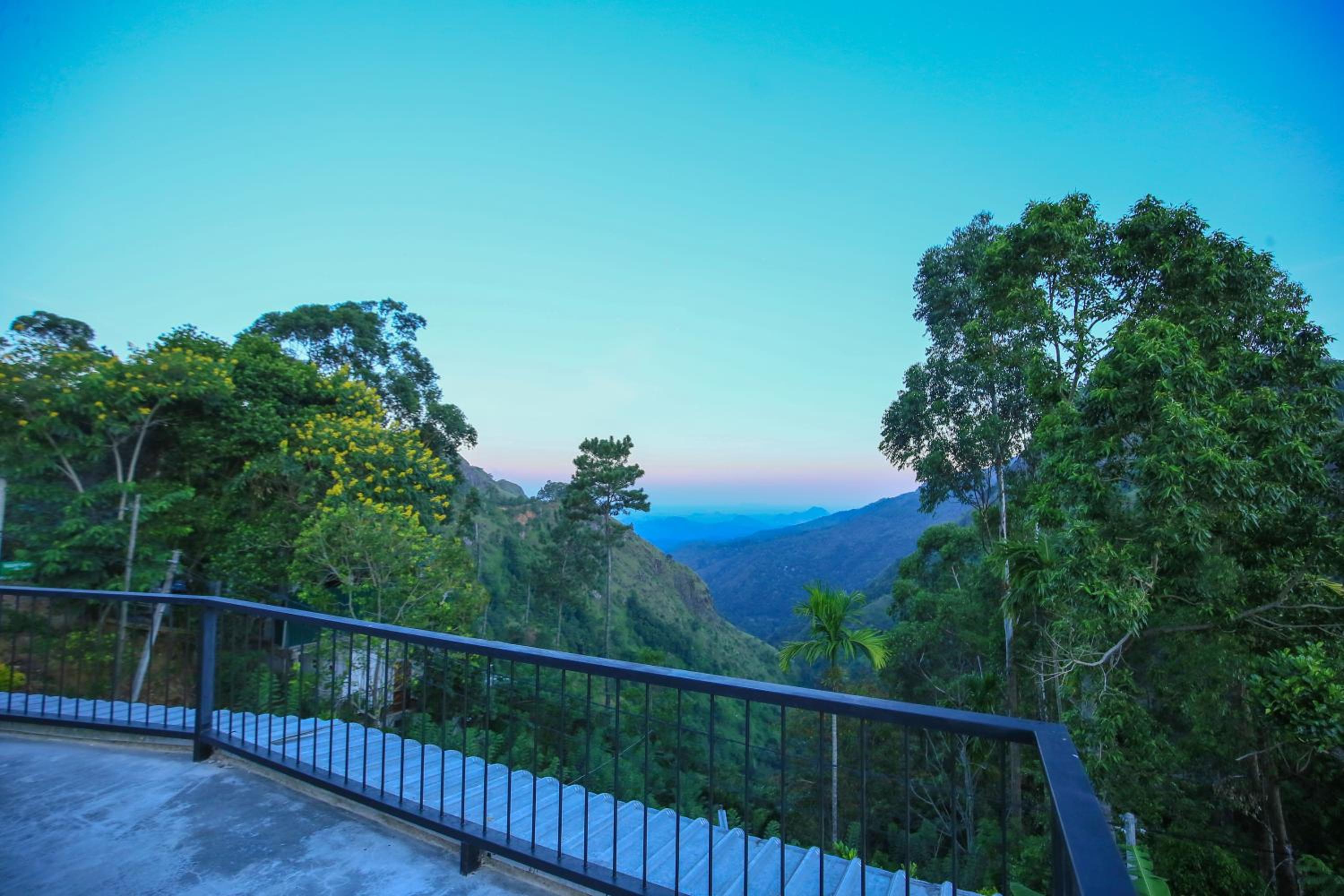 Beyond Nomad Luxury Hostel view 4