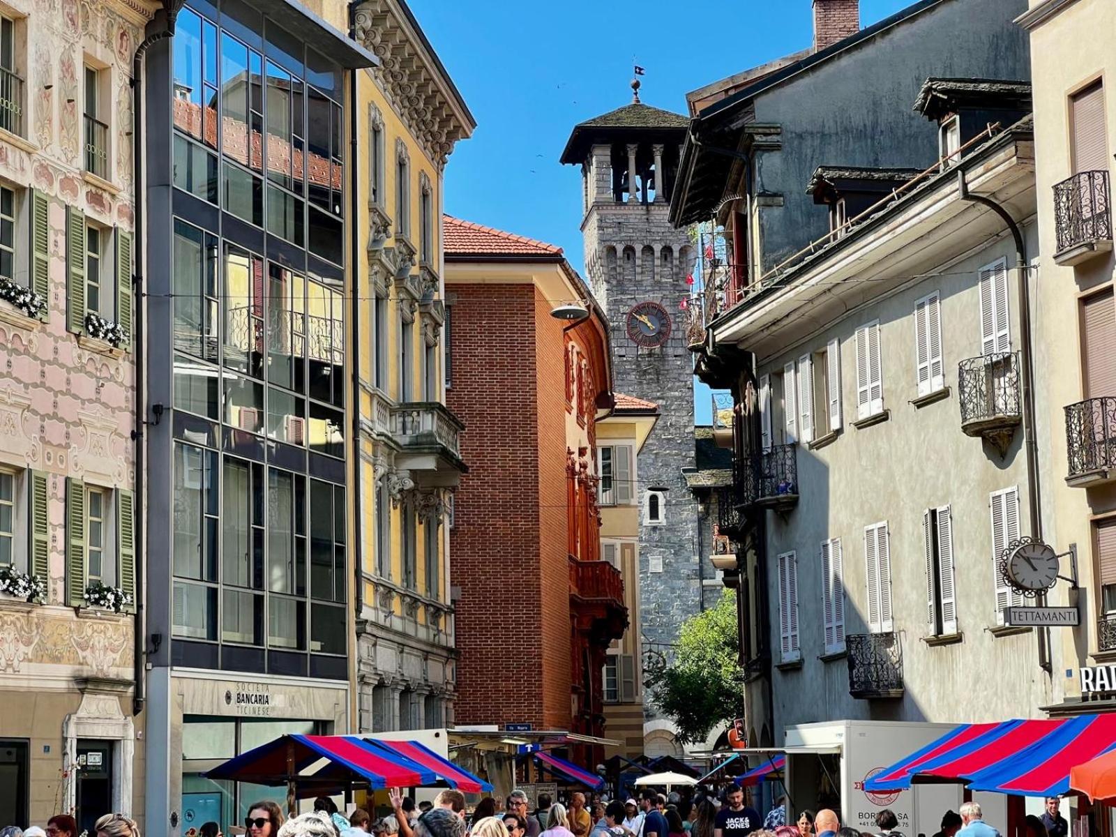 Violet-Sky Bellinzona