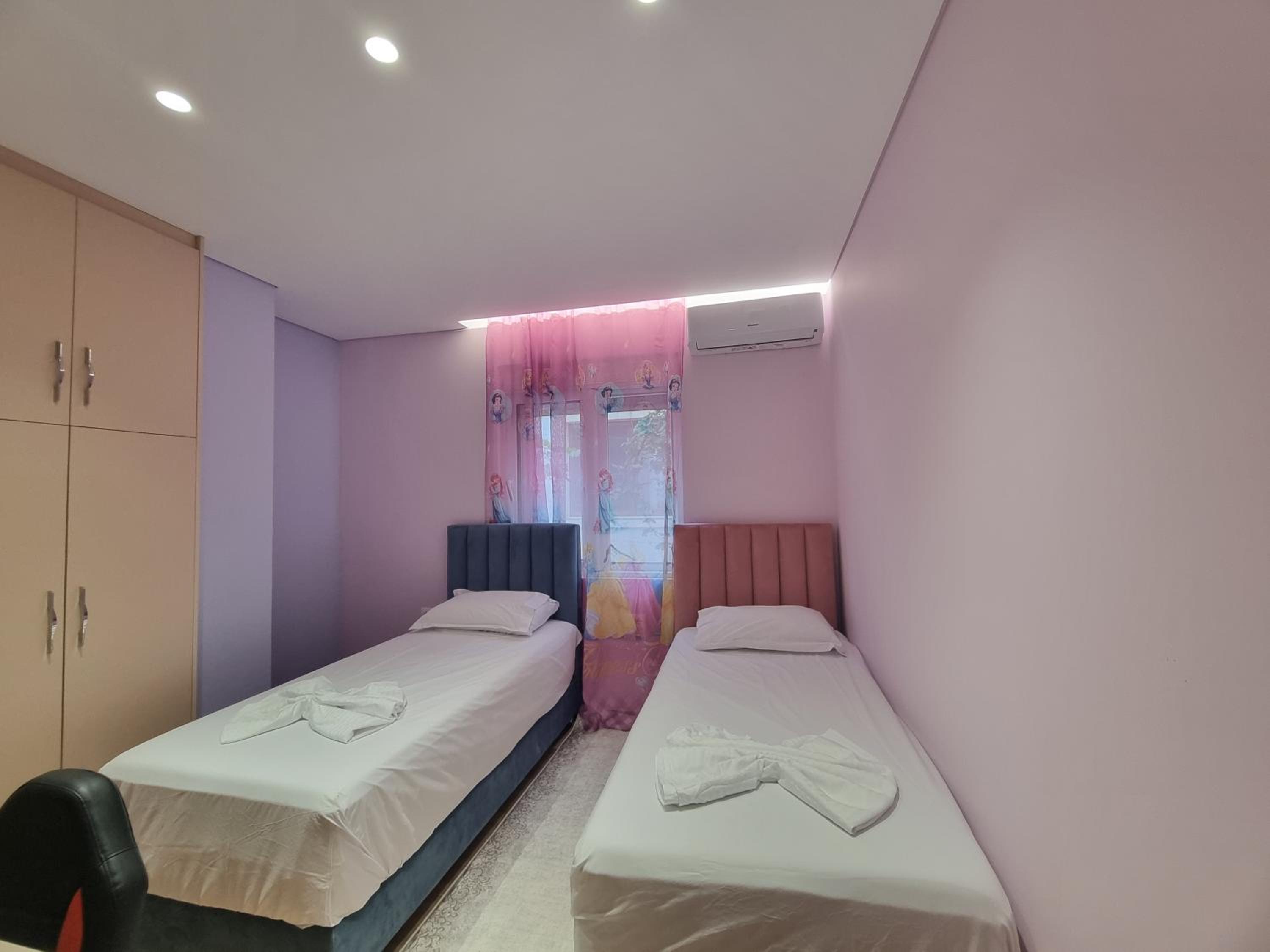 Ares Apartaments