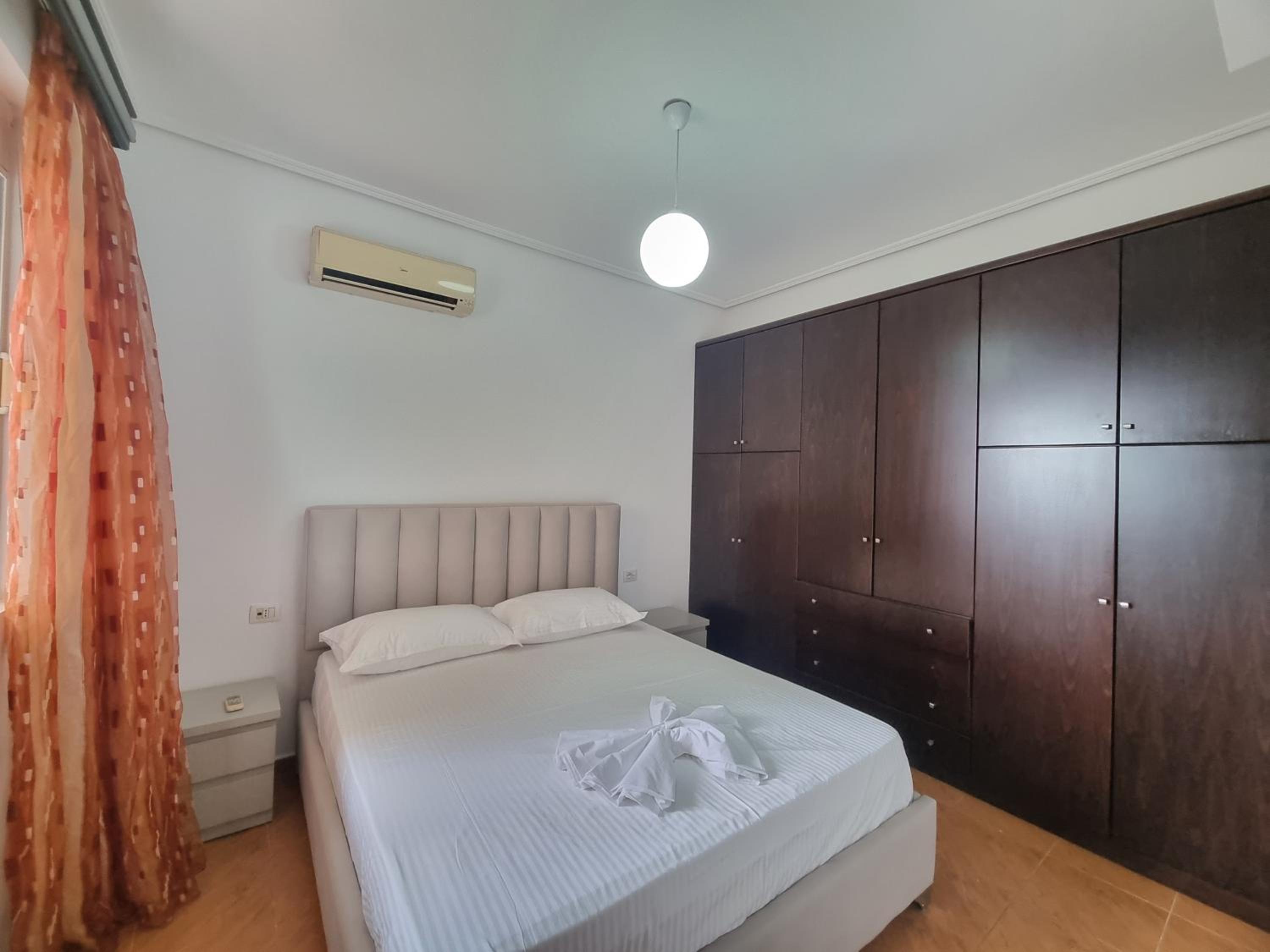 Ares Apartaments