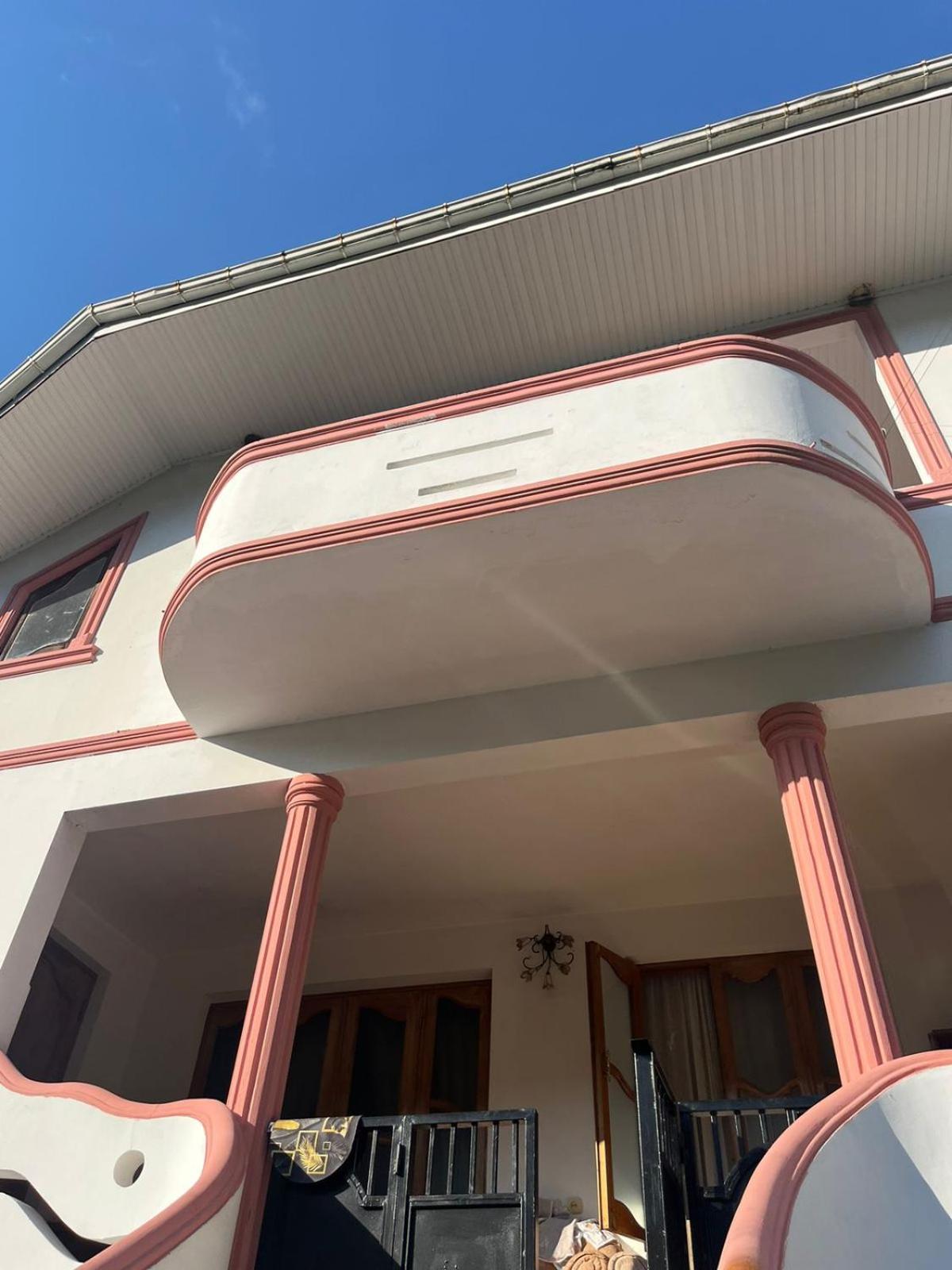 Home in paradise view 5